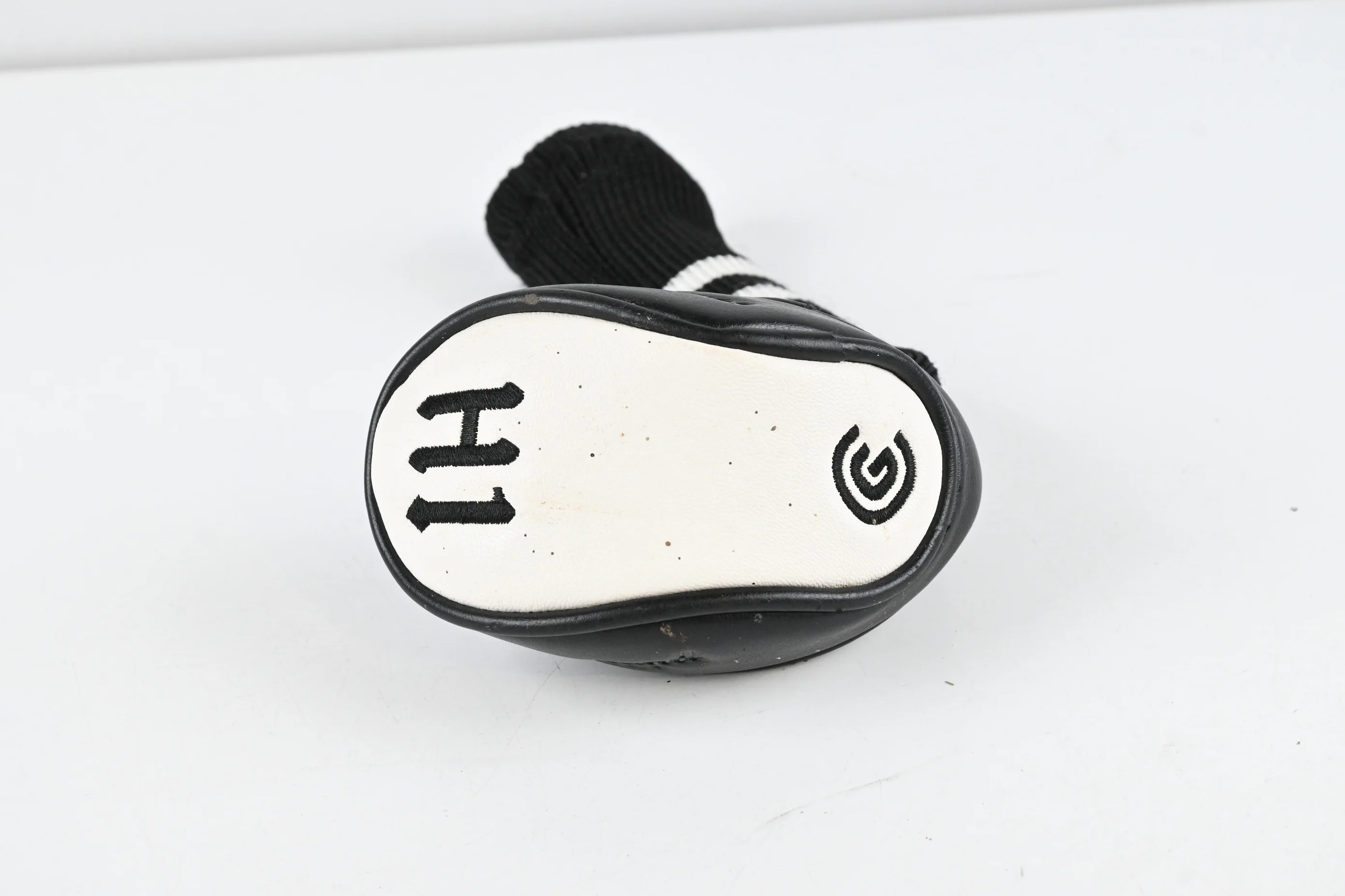 Cleveland 588 Gliderail #1 Hybrid / 15.5 Degree / X-Flex Miyzaki C.Kua 83 Shaft - Image 9