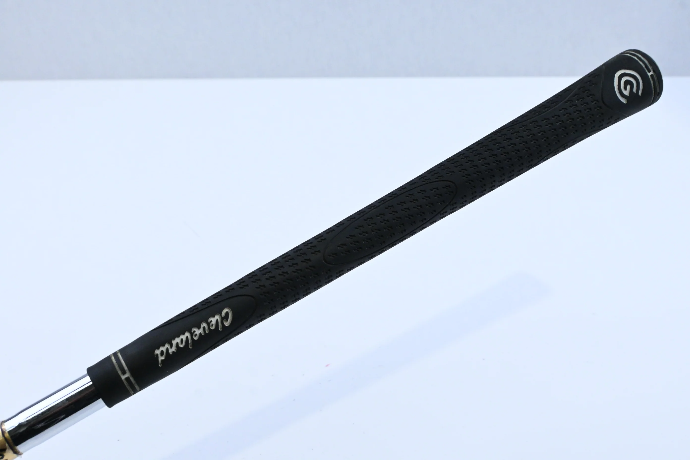 Left Hand Cleveland 588 Sand Wedge / 56 Degree / Stiff Flex Dynamic Gold Shaft - Image 6