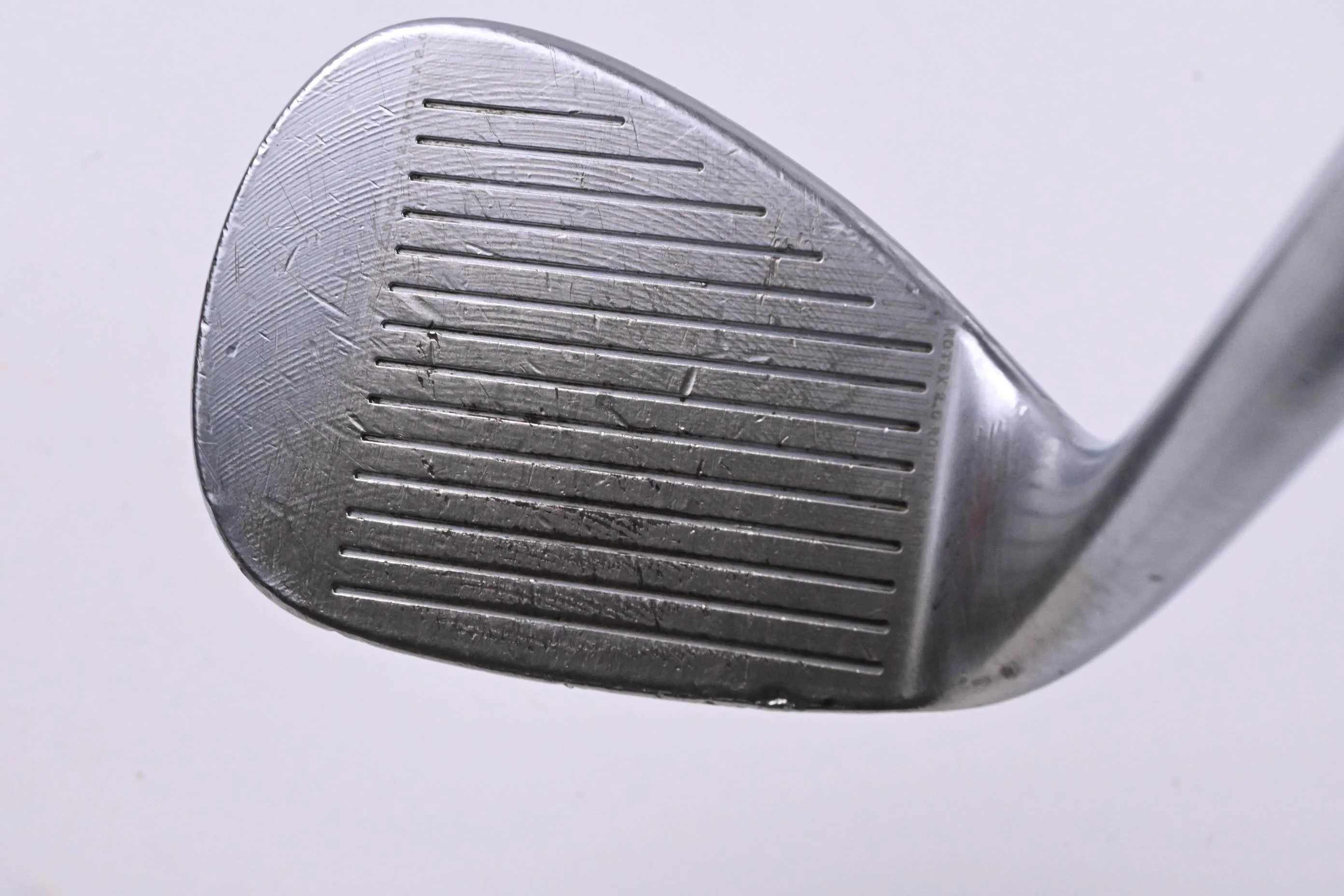 Cleveland 588 RTX 2.0 Sand Wedge / 56 Degree / Wedge Flex Dynamic Gold Shaft - Image 2