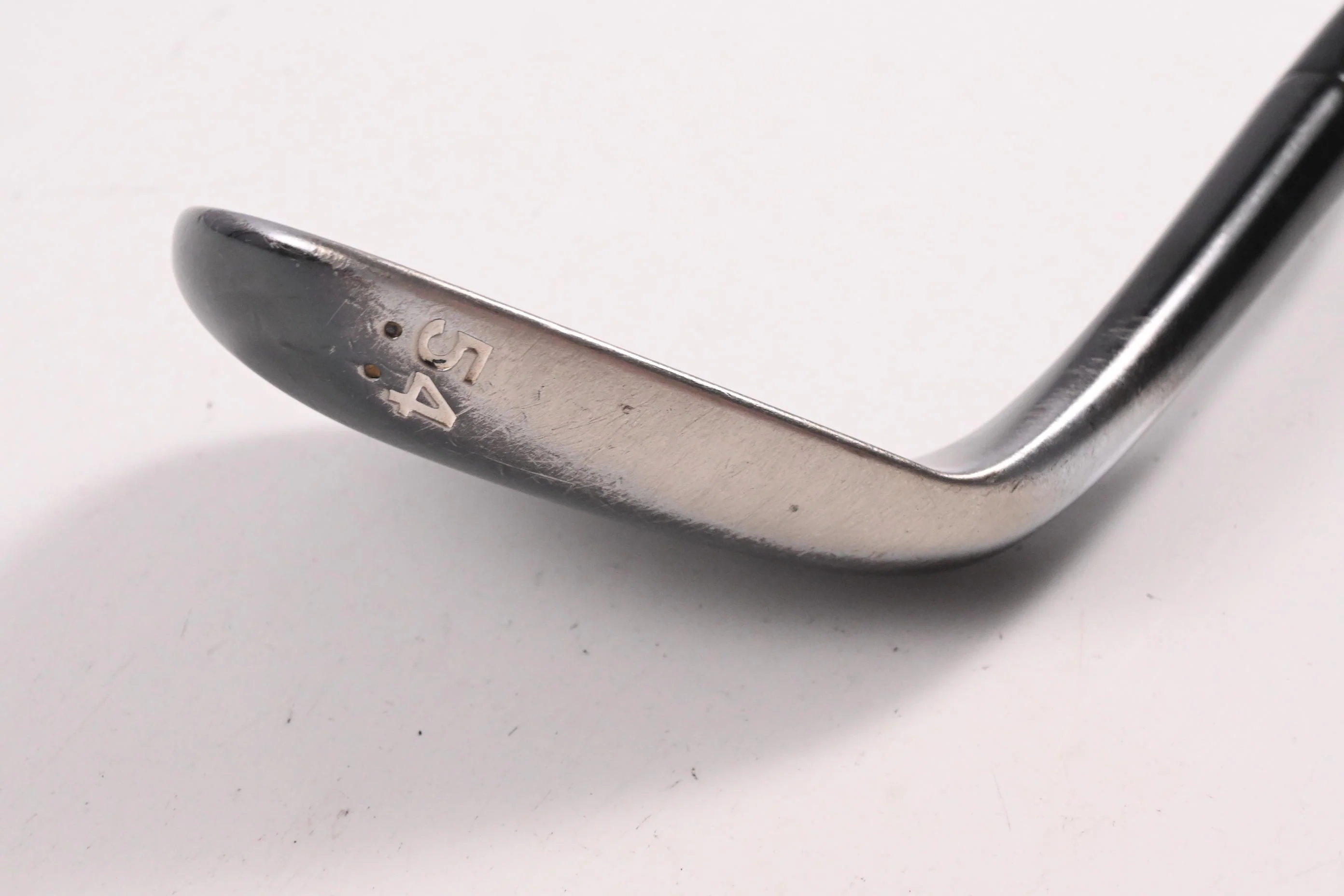 Cleveland 588 RTX 2.0 Sand Wedge / 54 Degree / Regular Flex Dynamic Gold Shaft - Image 3