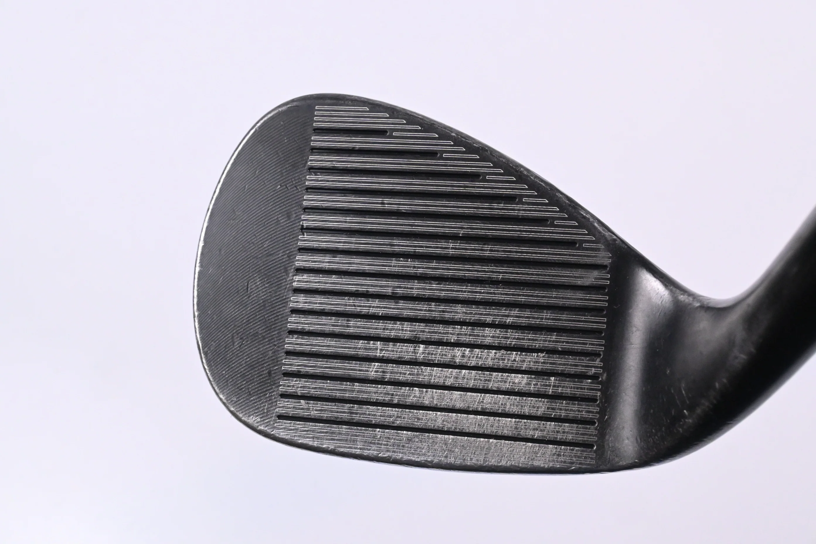 Cleveland 588 RTX Gap Wedge / 52 Degree / Wedge Flex Dynamic Gold Shaft - Image 2