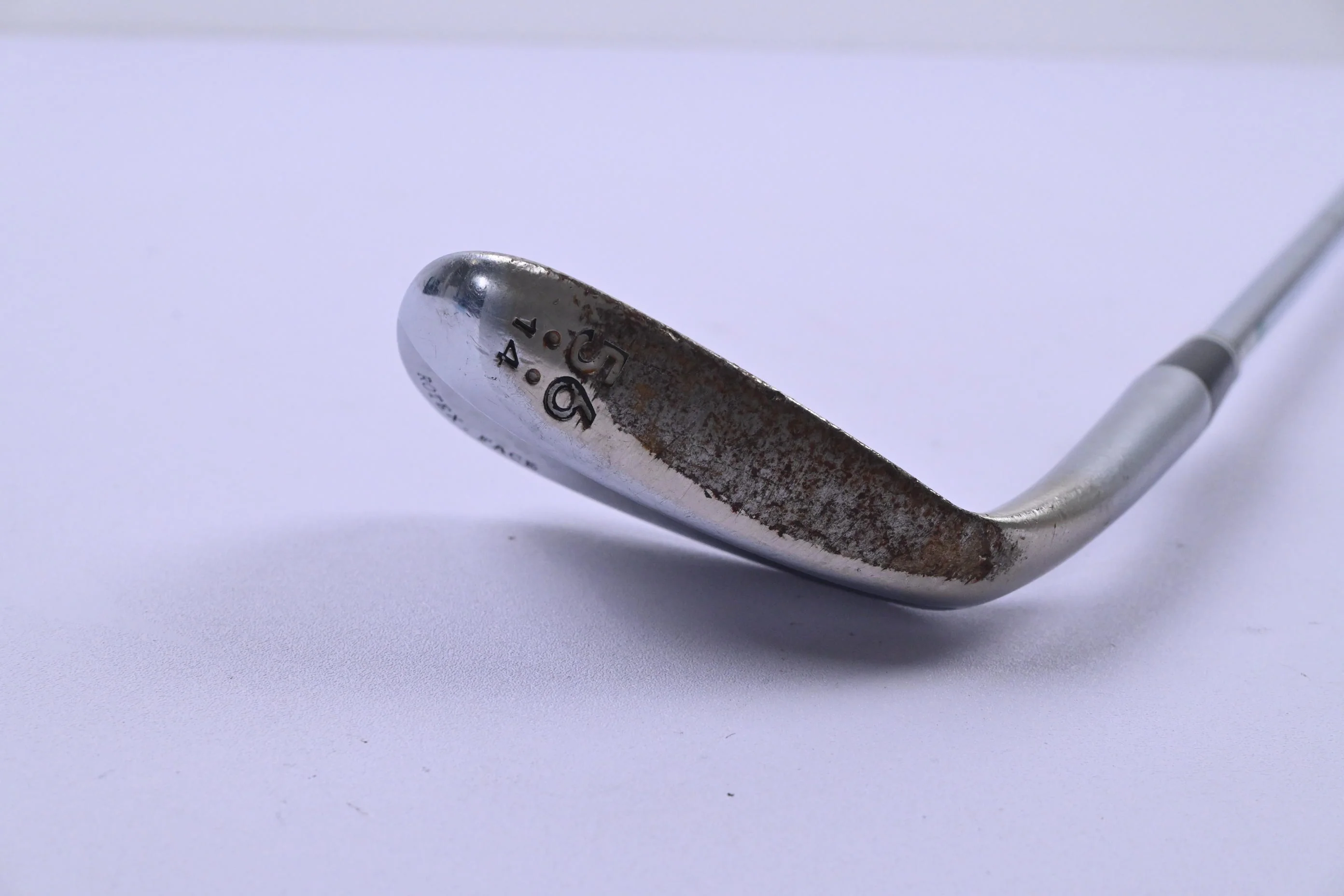 Cleveland 588 RTX Sand Wedge / 56 Degree / Wedge Flex Dynamic Gold Shaft - Image 3