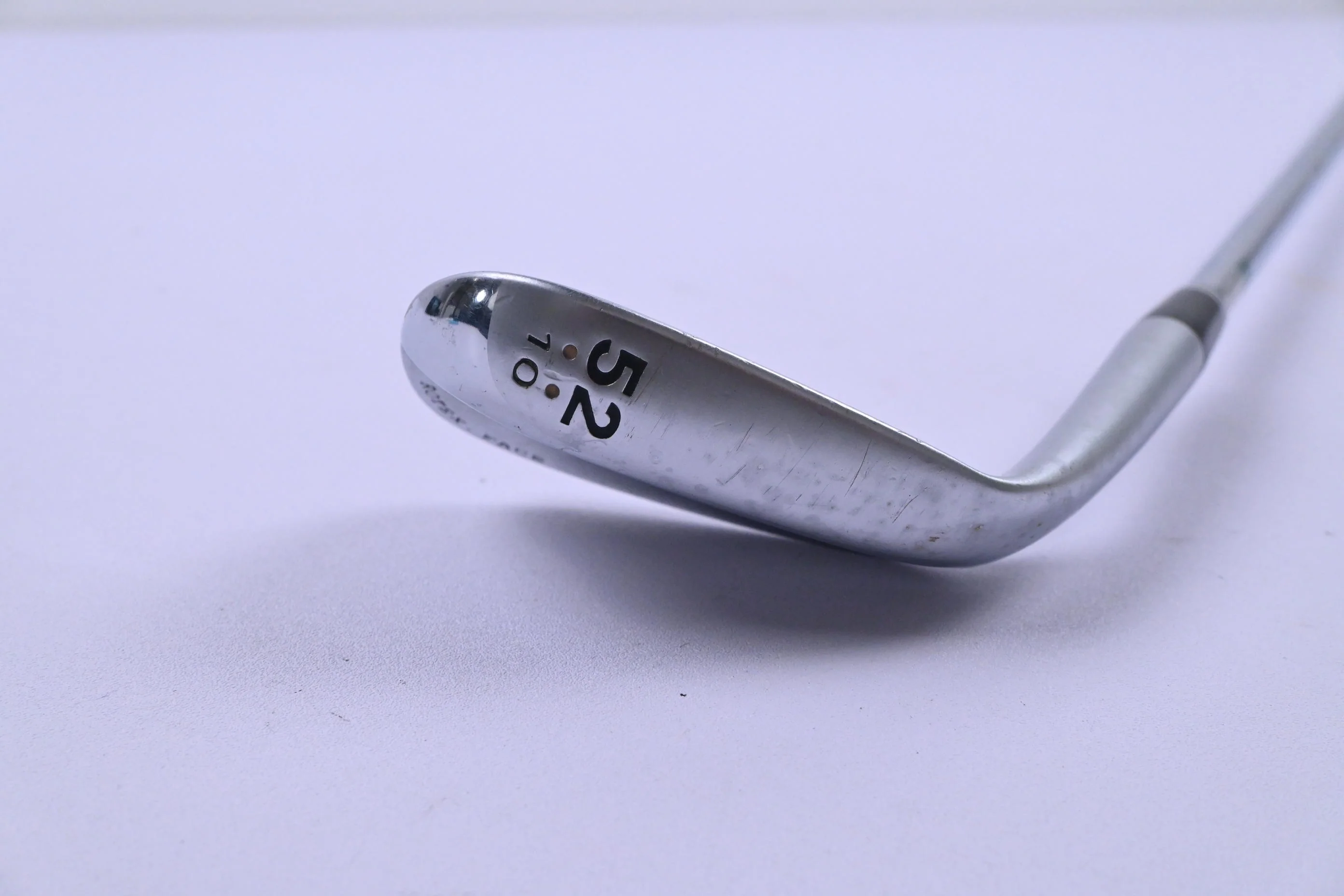 Cleveland 588 RTX Gap Wedge / 52 Degree / Wedge Flex Dynamic Gold Shaft - Image 3