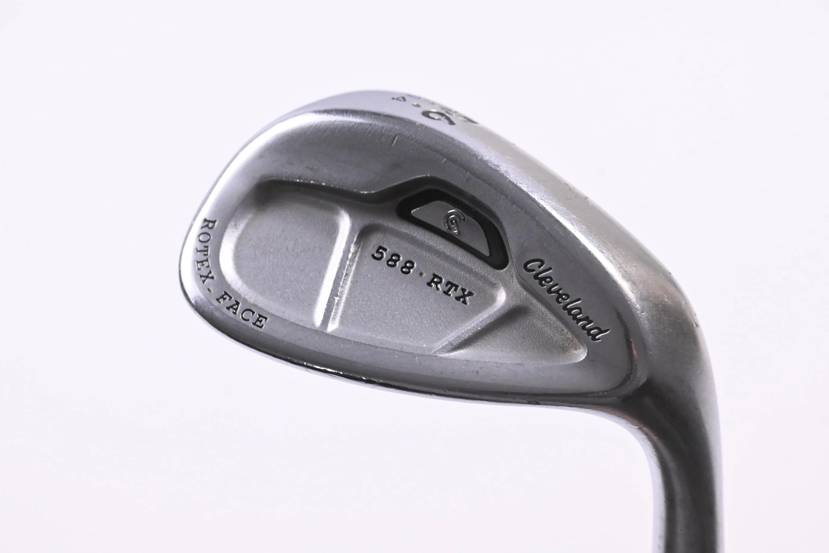 Cleveland 588 RTX Sand Wedge / 56 Degree / Wedge Flex Dynamic Gold Shaft