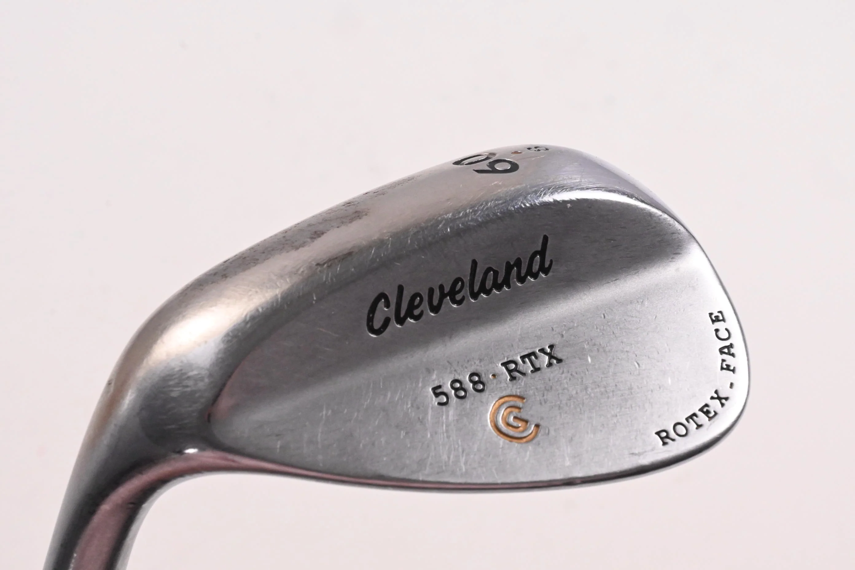 Left Hand Cleveland 588 RTX Lob Wedge / 60 Degree / Wedge Flex Dynamic Gold