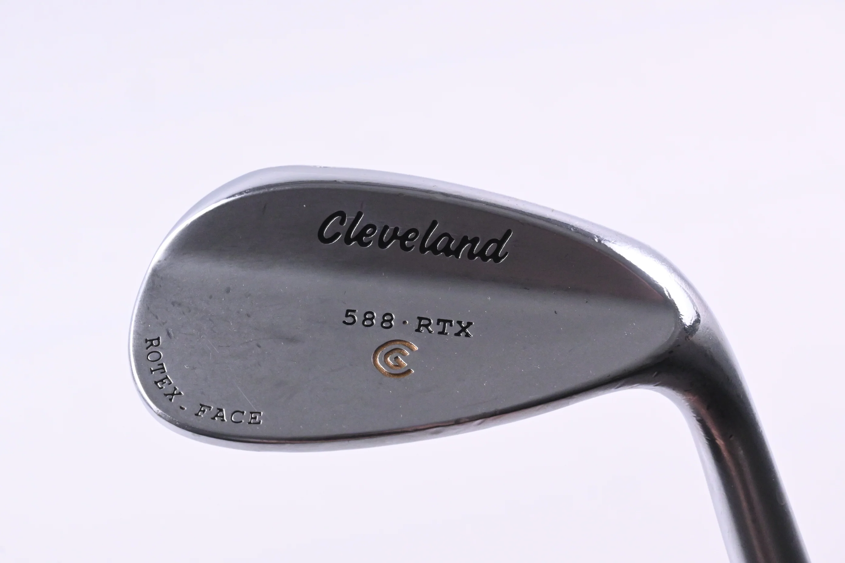 Cleveland 588 RTX Sand Wedge / 56 Degree / Wedge Flex Dynamic Gold Shaft