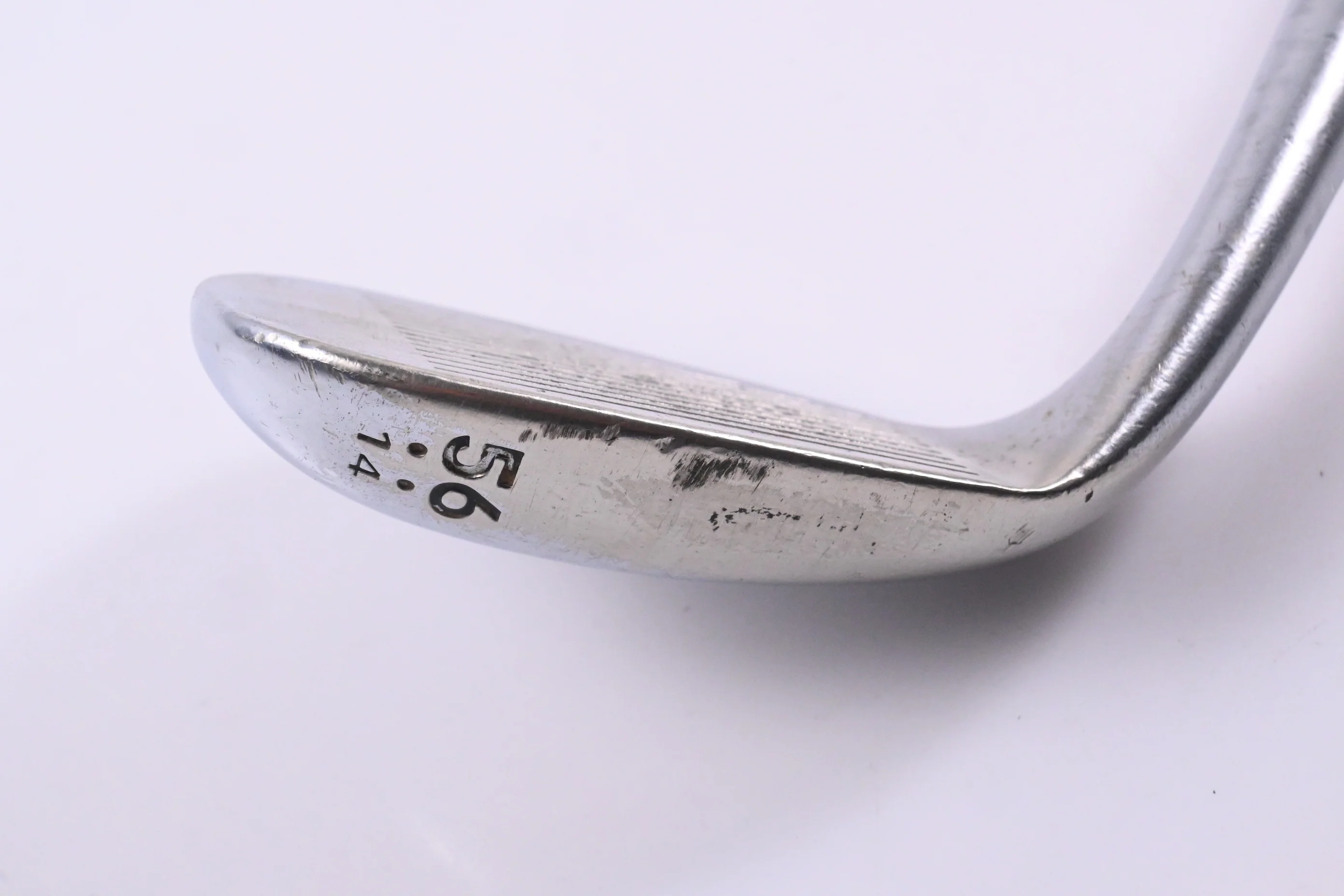 Cleveland 588 RTX Sand Wedge / 56 Degree / Wedge Flex Dynamic Gold Shaft - Image 3
