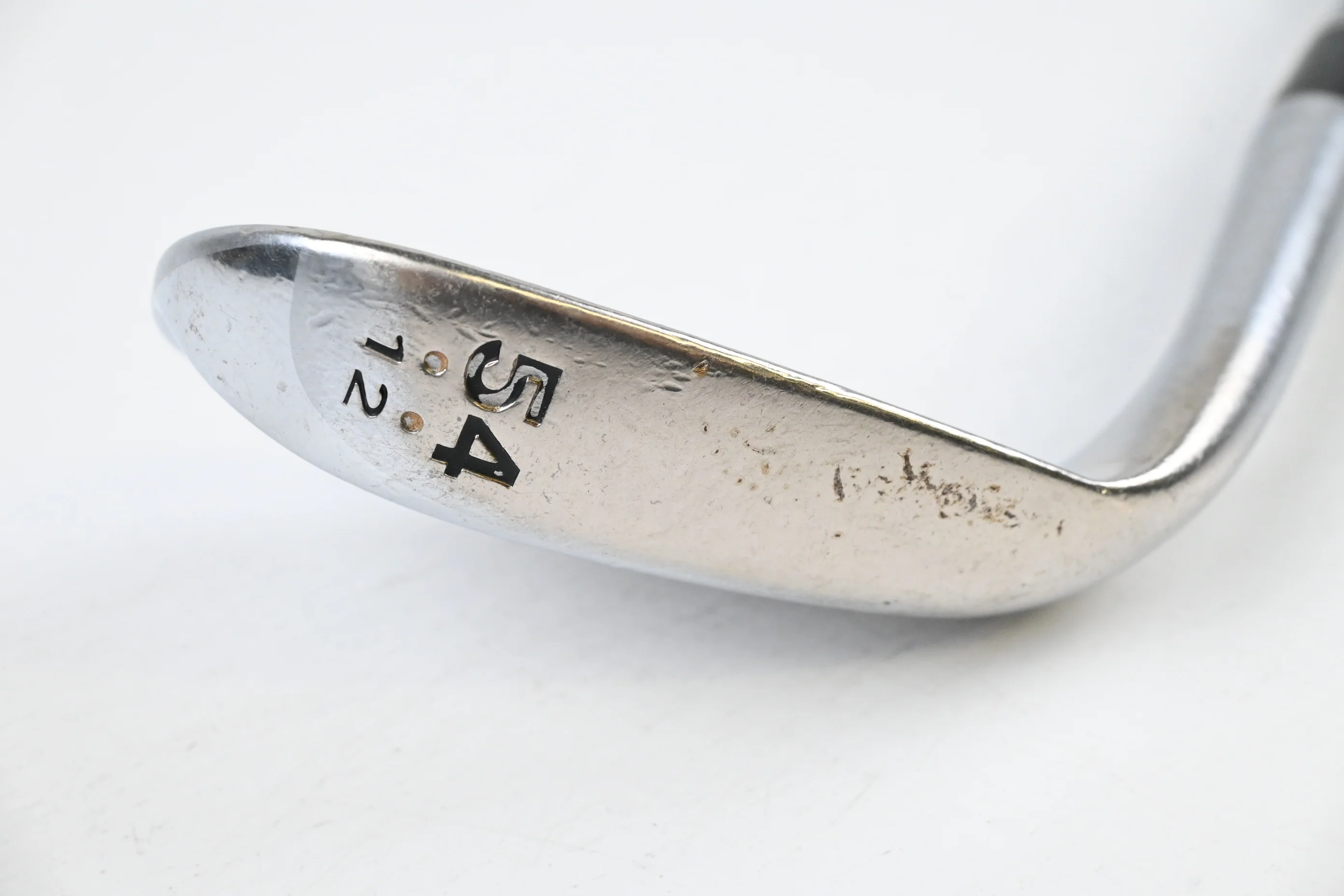 Cleveland 588 RTX Sand Wedge / 54 Degree / Wedge Flex Dynamic Gold Shaft - Image 3