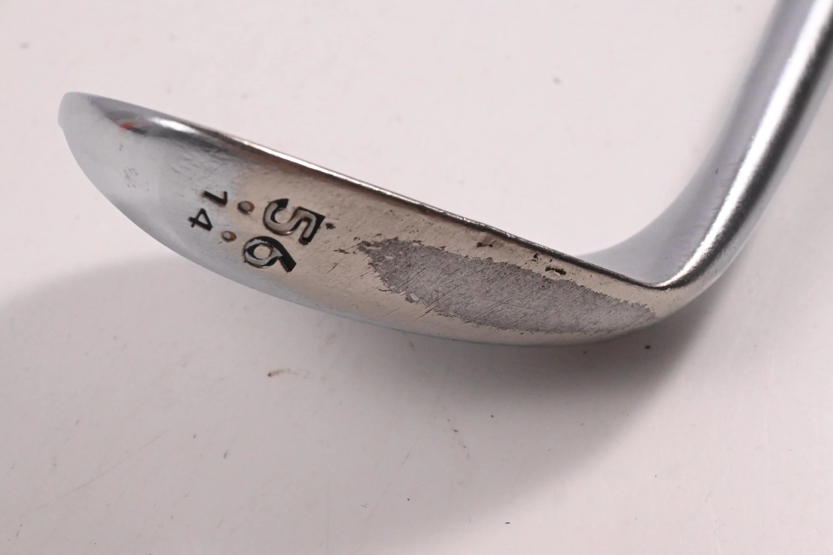 Cleveland 588 RTX Sand Wedge / 56 Degree / Wedge Flex Dynamic Gold Shaft - Image 3