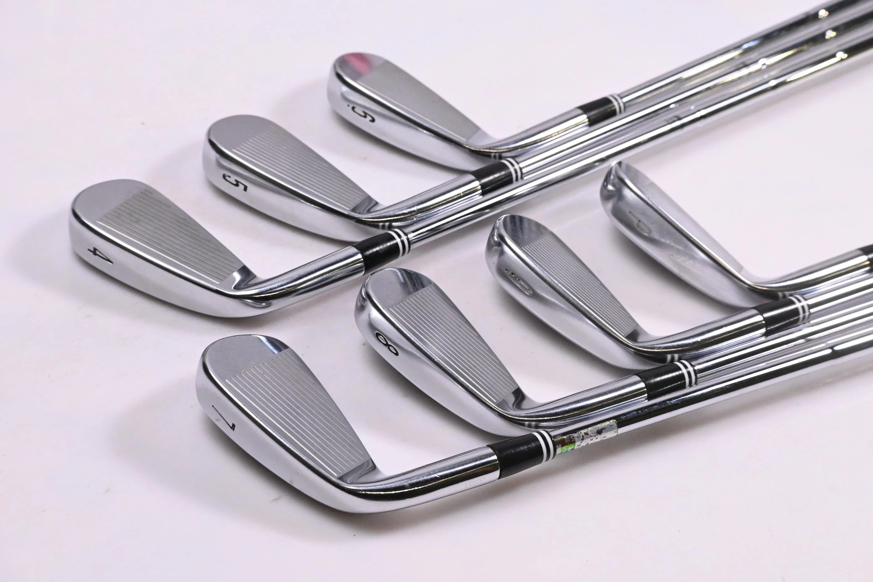 Cleveland 588 TT Irons / 4-PW / Stiff Flex Dynamic Gold S300 Shafts - Image 4