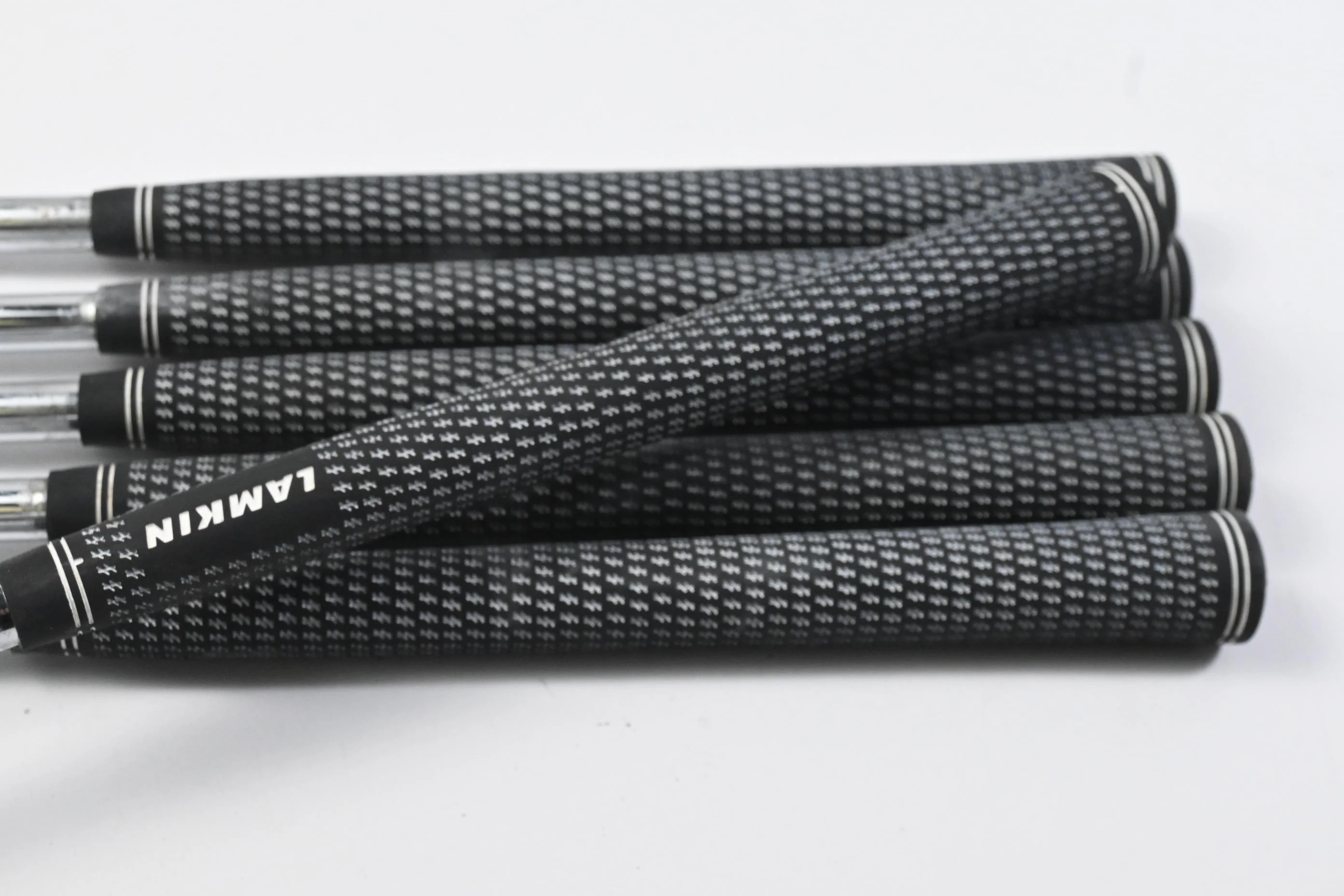 Cleveland CG Red Irons / 4-9i / Stiff Flex Dynamic Gold S300 Shafts - Image 7
