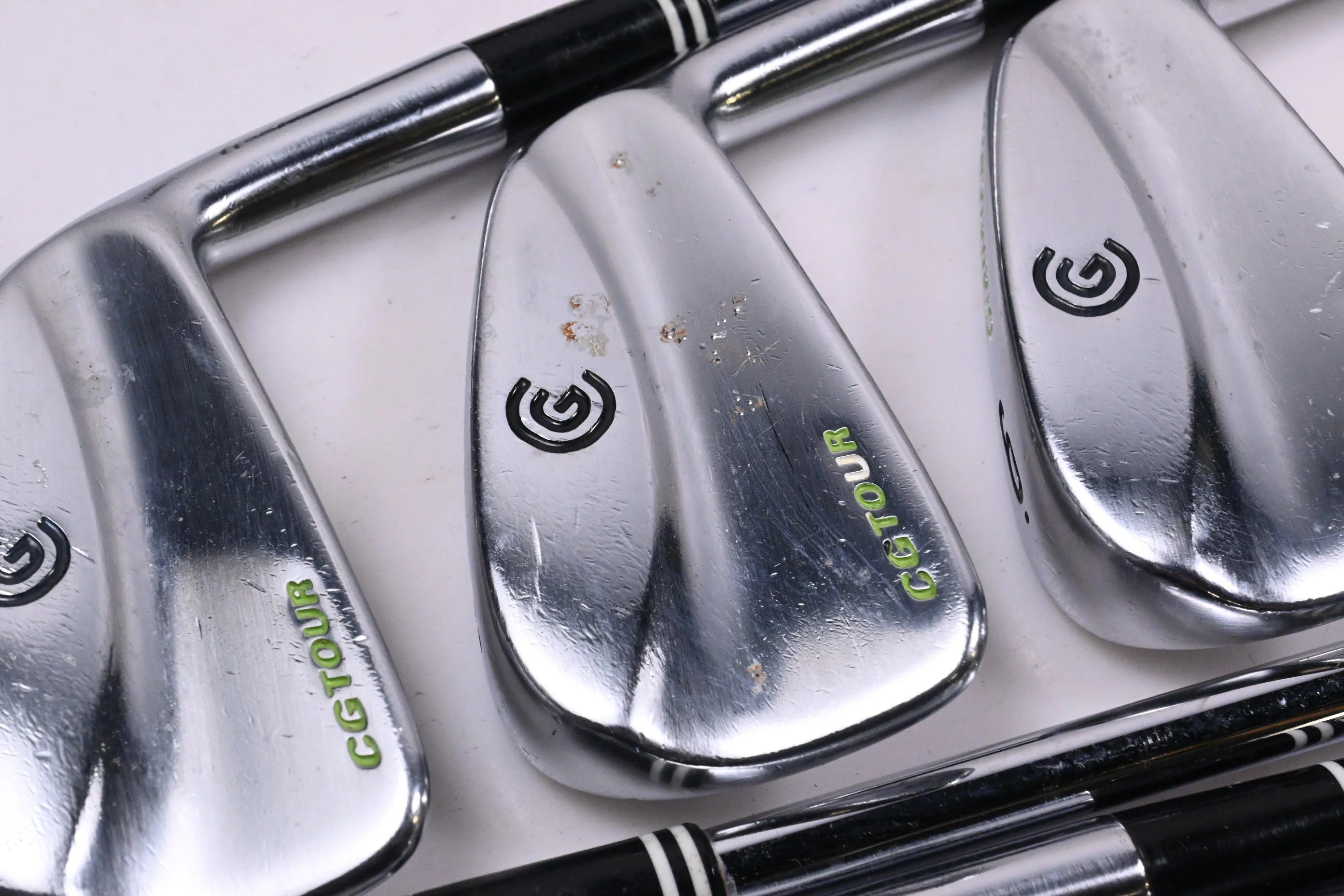 Cleveland CG1 Tour Irons / 4-PW / Stiff Flex Dynamic Gold S300 Shafts