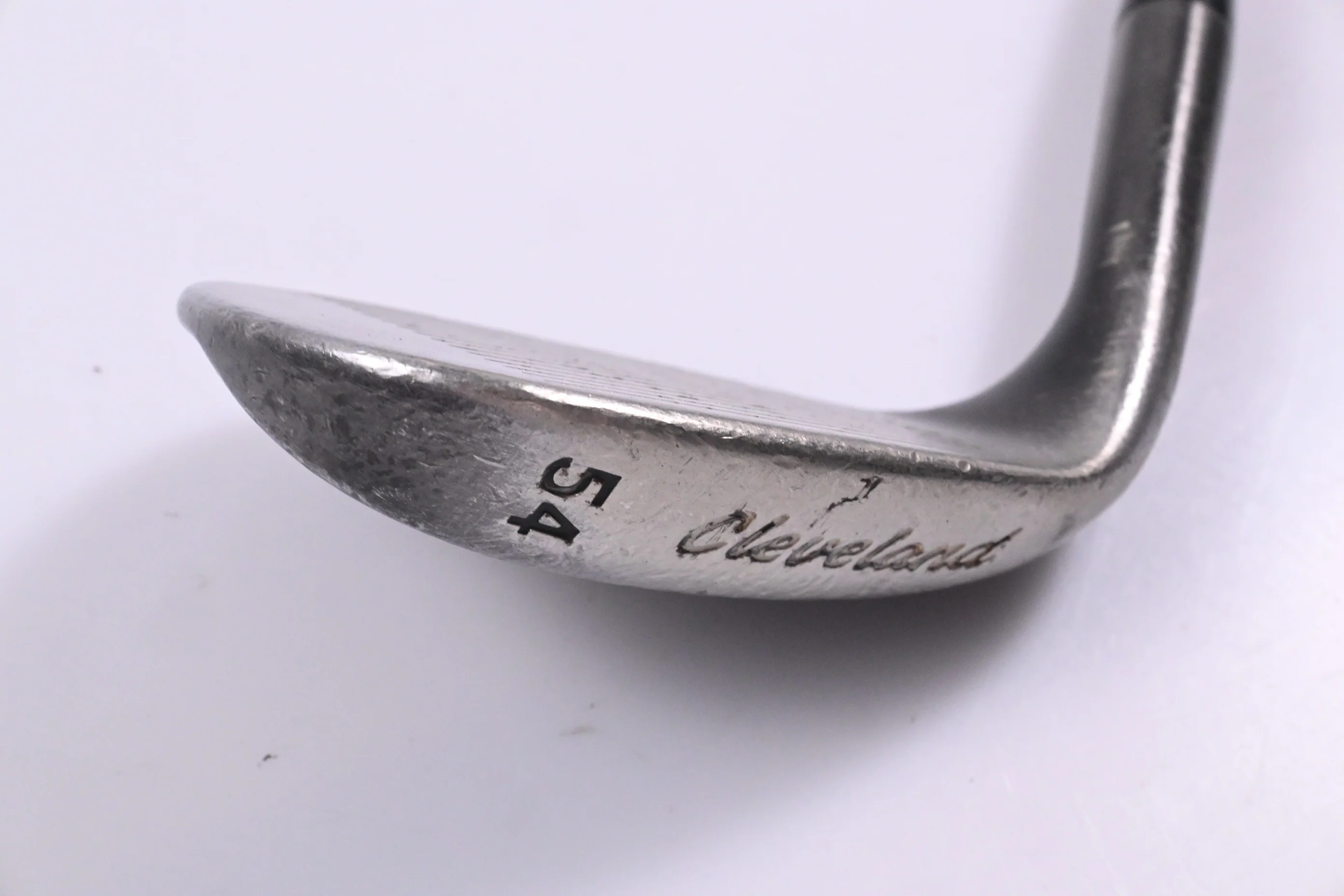 Cleveland CG10 Sand Wedge / 54 Degree / Wedge Flex Dynamic Gold Shaft - Image 3