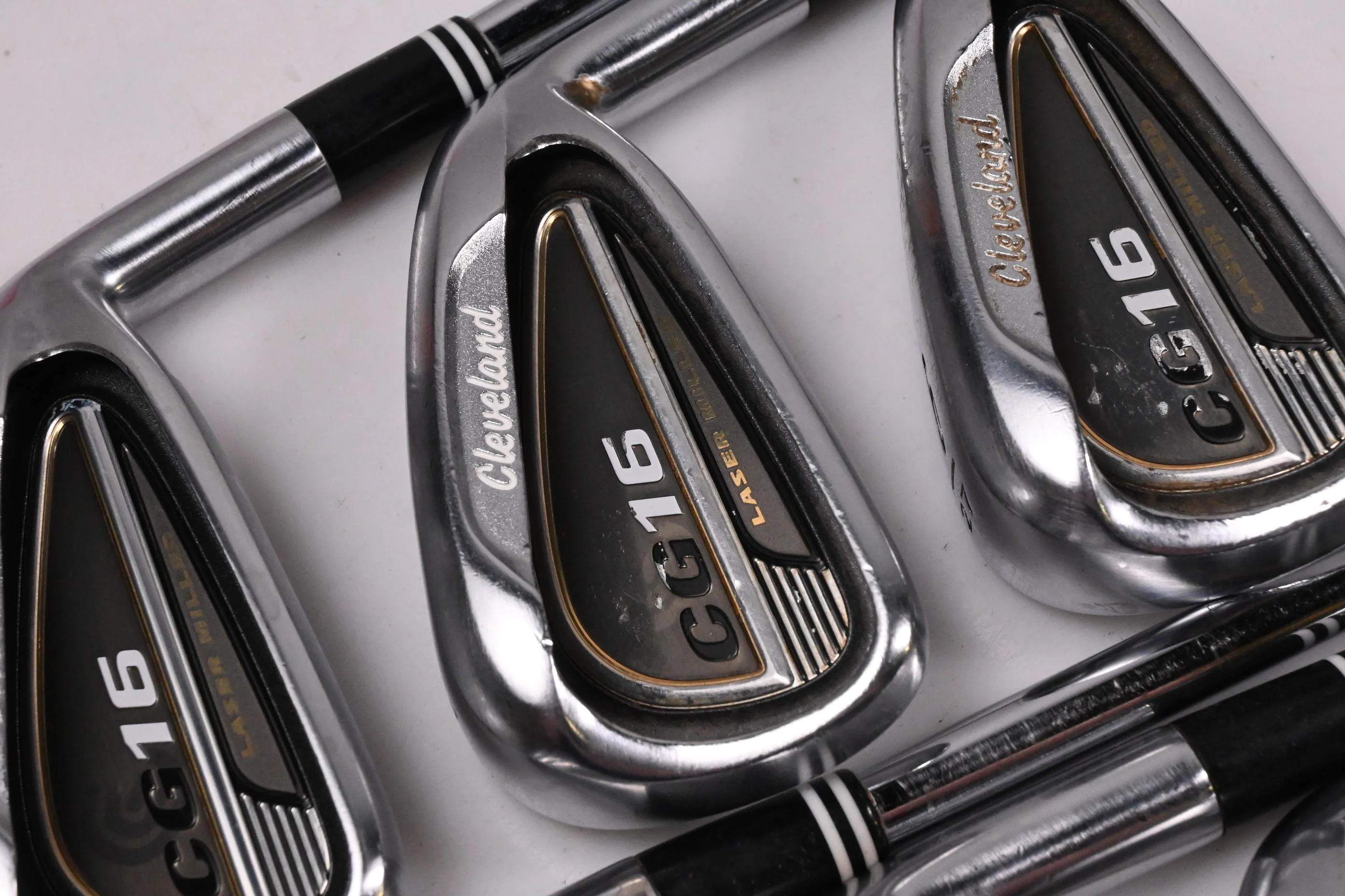 Cleveland CG16 Chrome Irons / 4-PW / Regular Flex KBS Tour Lite Shafts