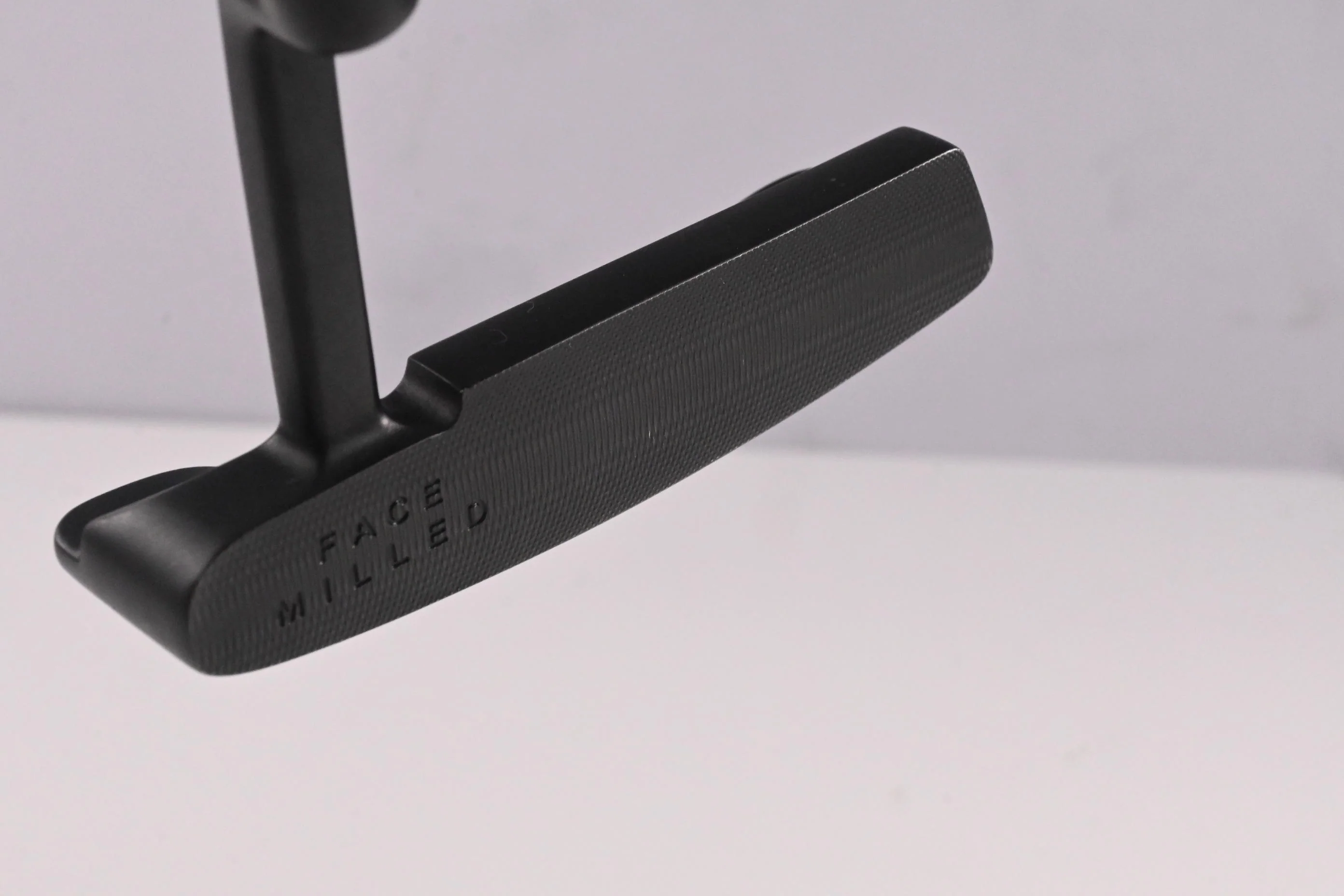 Left Hand Cleveland Classic Collection Black HB #1 Putter / 34 Inch - Image 2