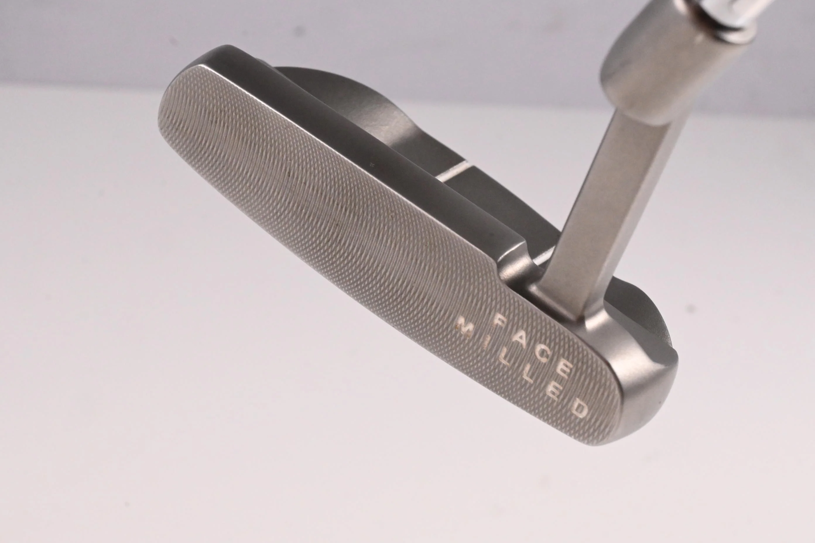 Cleveland Classic Collection 10 Putter / 32 Inch - Image 3