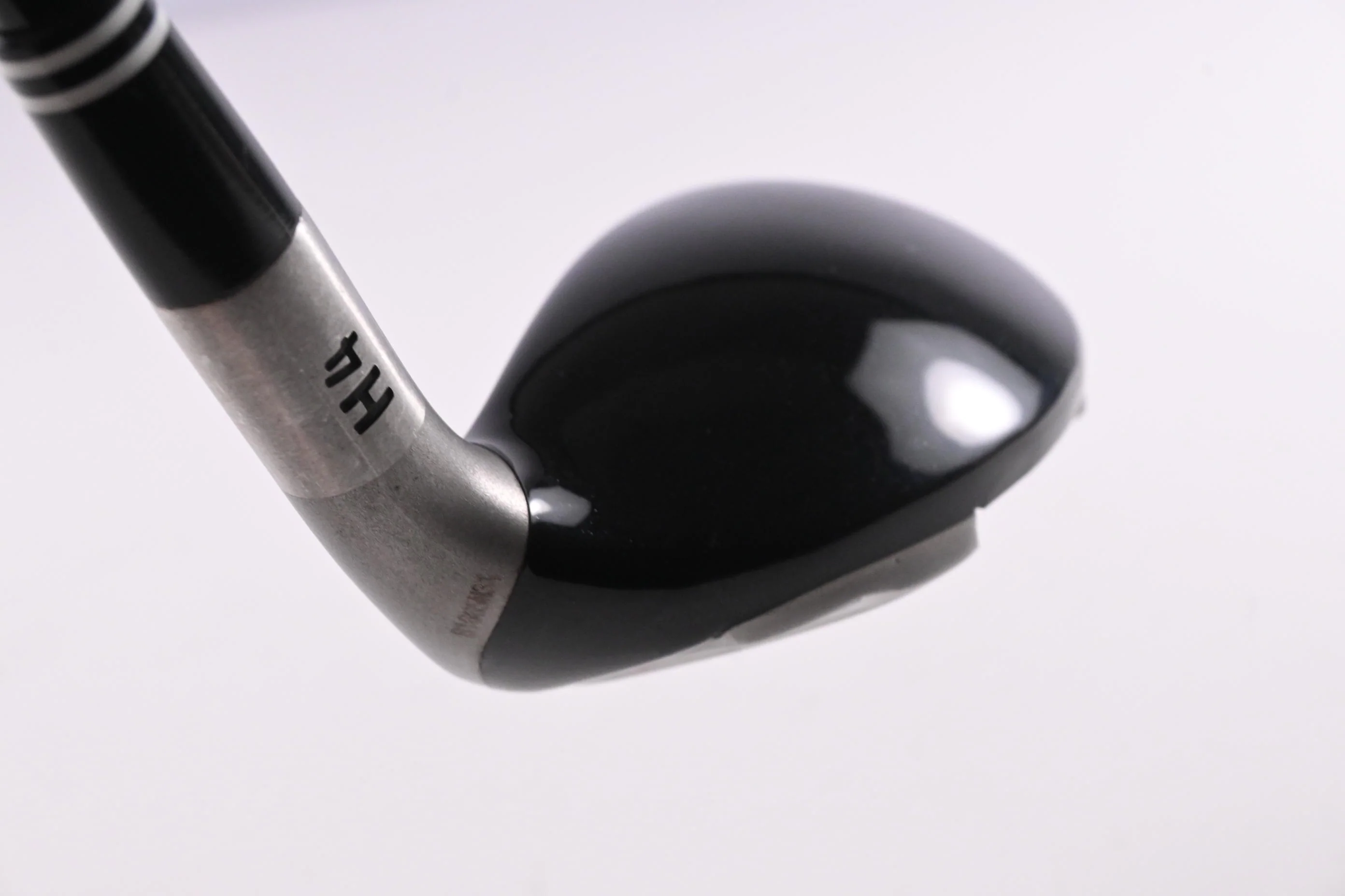 Cleveland Classic #4 Hybrid / 23 Degree / Regular Flex Matrix OZIK Xcon-6 Shaft - Image 5