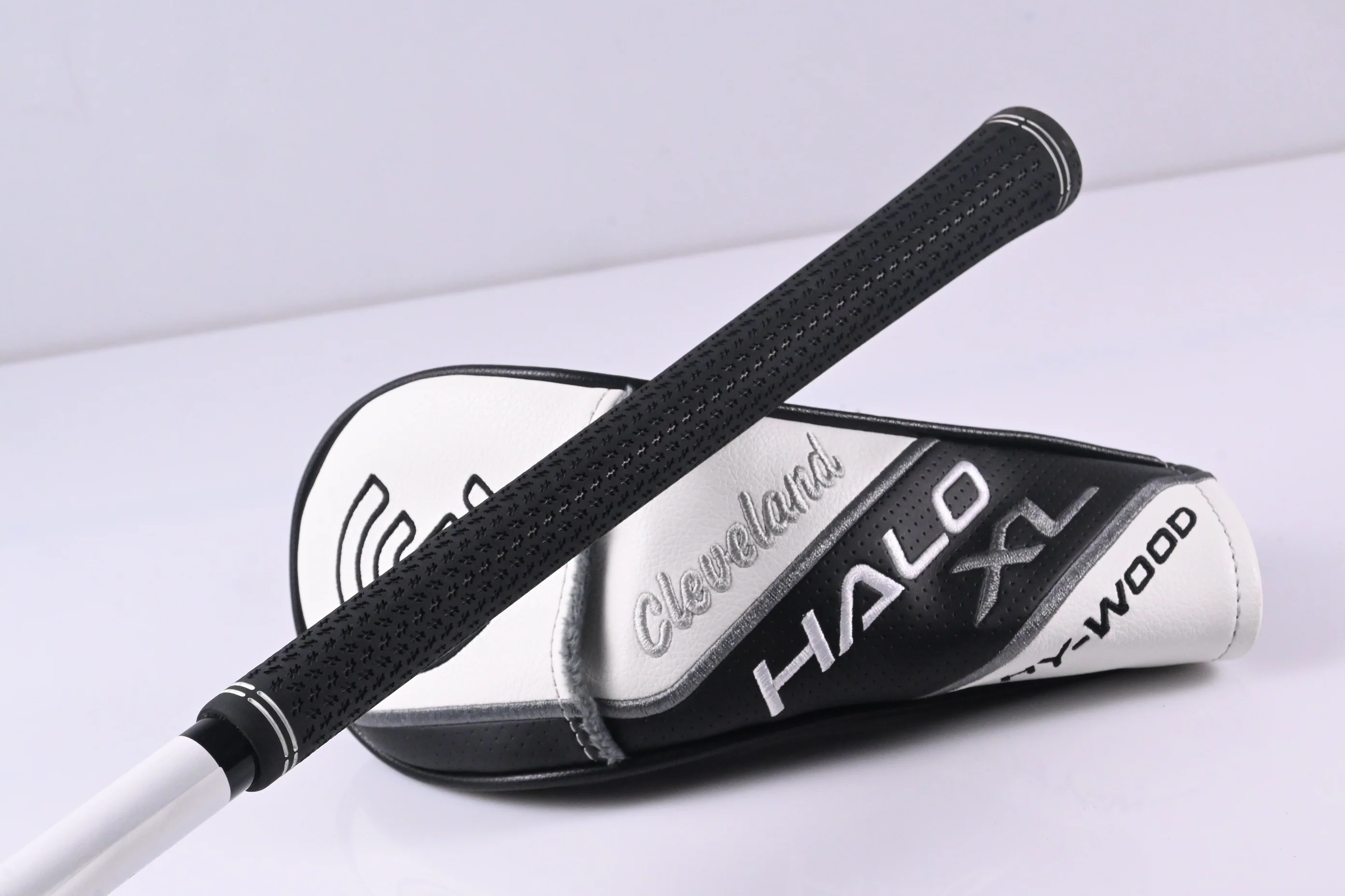 Cleveland Halo XL Hy-Wood #3+ Hybrid / 17 Degree / Stiff Flex Aldila Ascent 40 - Image 8