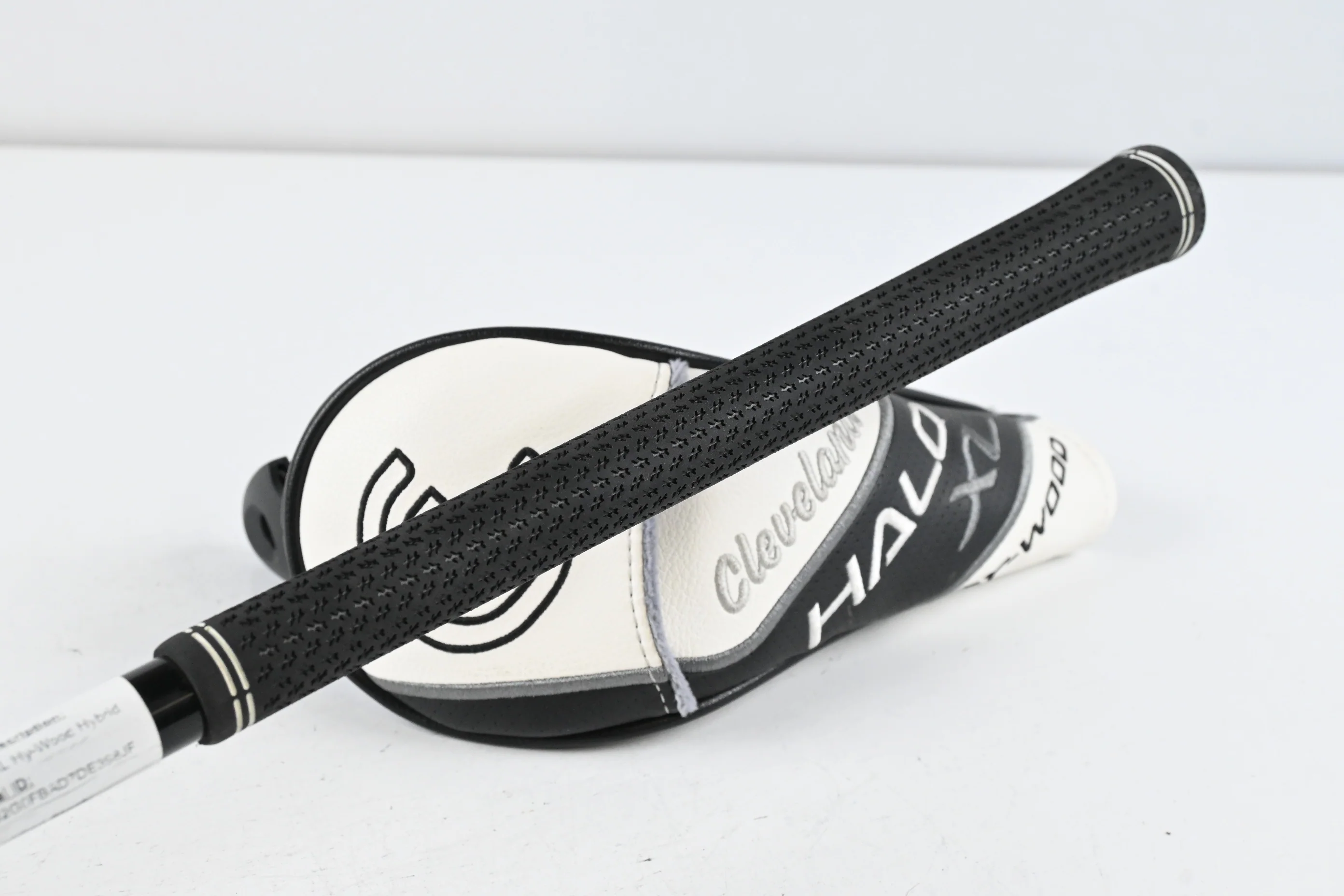 Cleveland Halo XL Hy-Wood #3+ Hybrid / 17 Degree / Stiff Flex Aldila Ascent 40 - Image 8