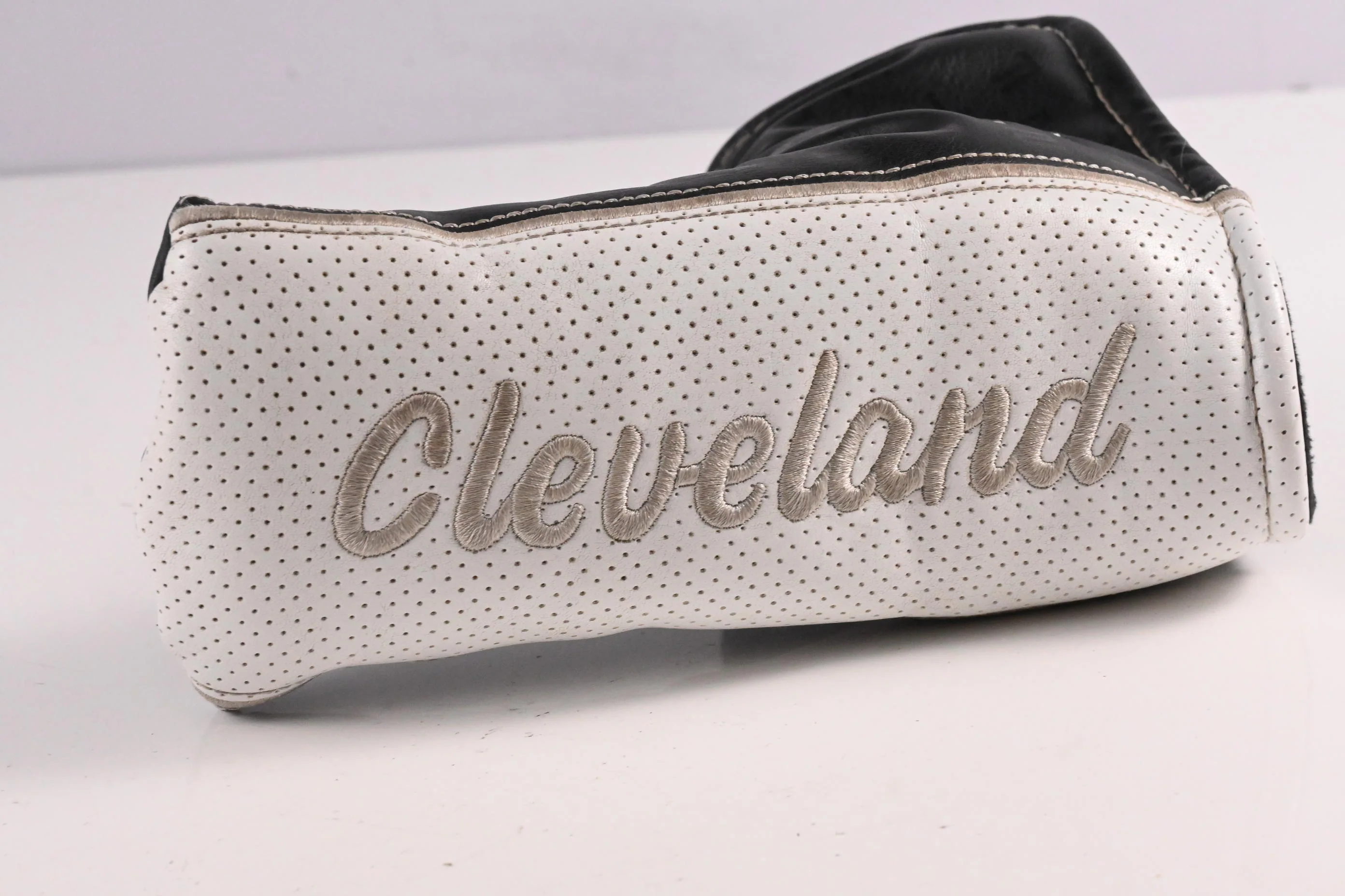 Cleveland HB Soft Milled 8 Putter/ 36 Inch - Image 8