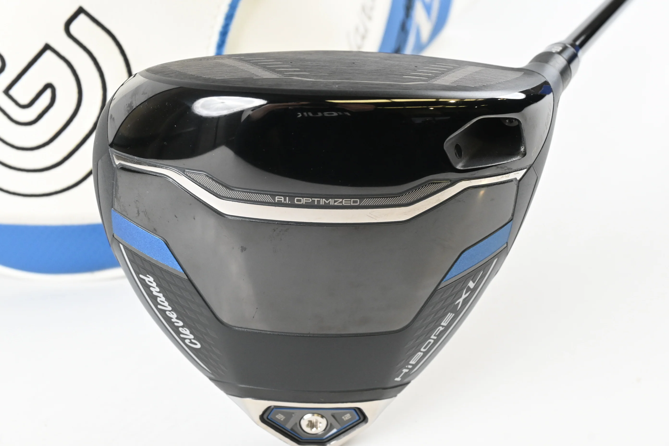 Cleveland HiBore XL Lite Driver / 9-12 Degree / Stiff Flex Tensei AV Blue 55 - Image 2