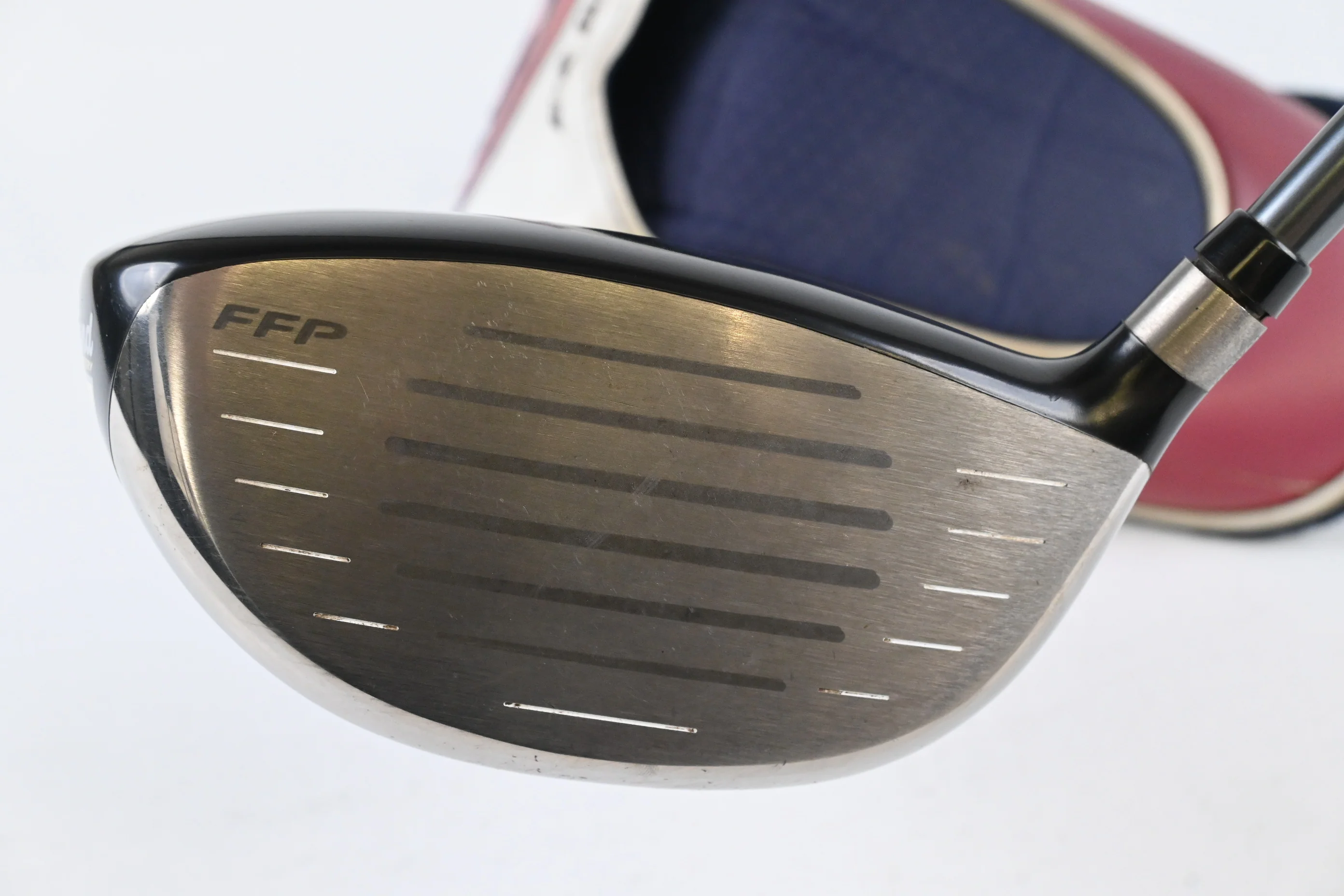 Cleveland HiBore XLS Driver / 9.5 Degree / Regular Flex Fujikura Fit-On Red 65 - Image 4