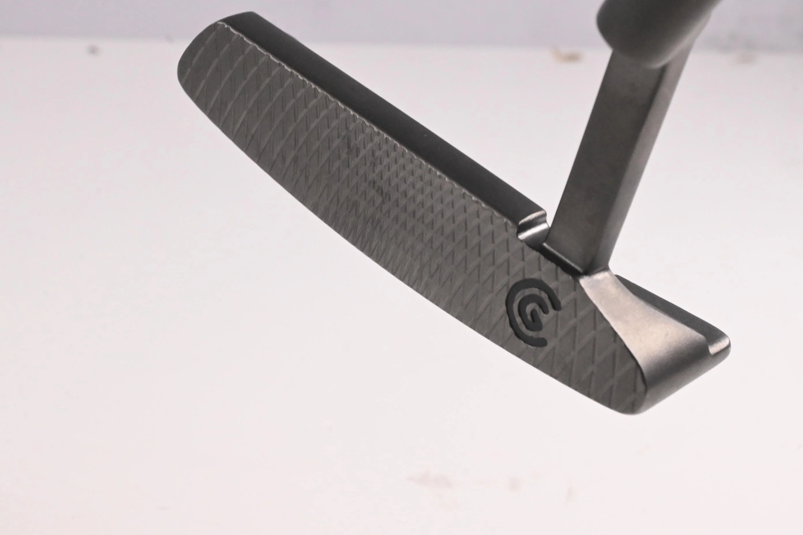Cleveland Huntington Beach Soft Premier #4 Putter / 33 Inch - Image 3