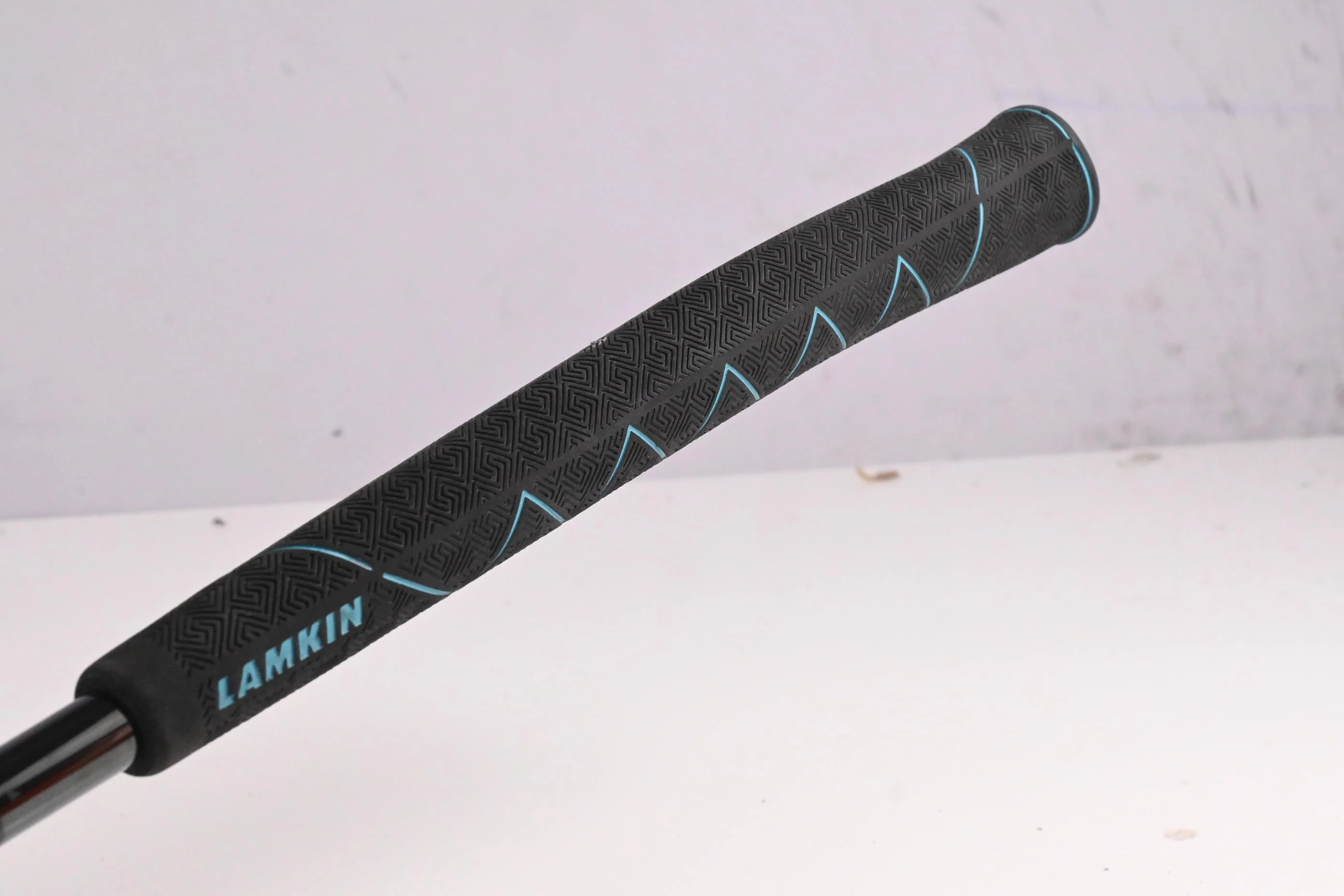 Cleveland Huntington Beach Soft Premier #4 Putter / 33 Inch - Image 7