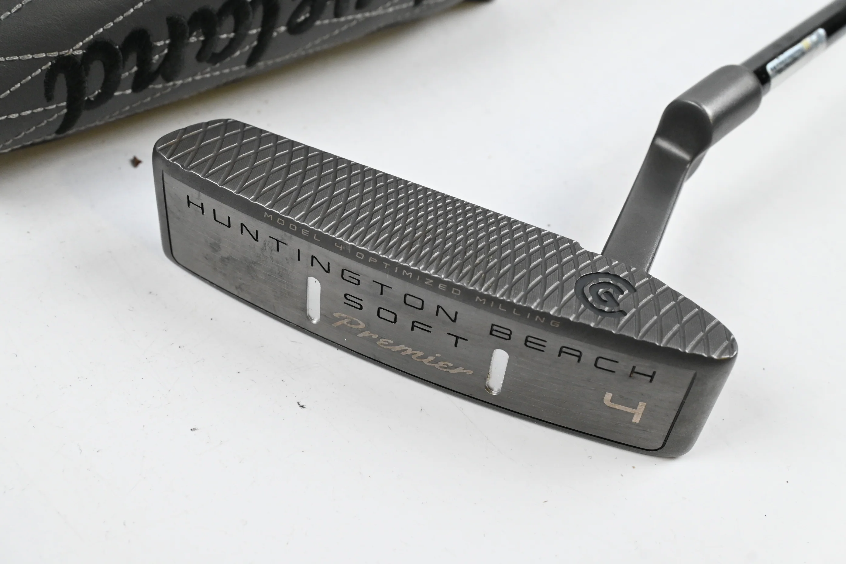 Cleveland Huntington Beach Soft Premier 4 Putter / 33 Inch