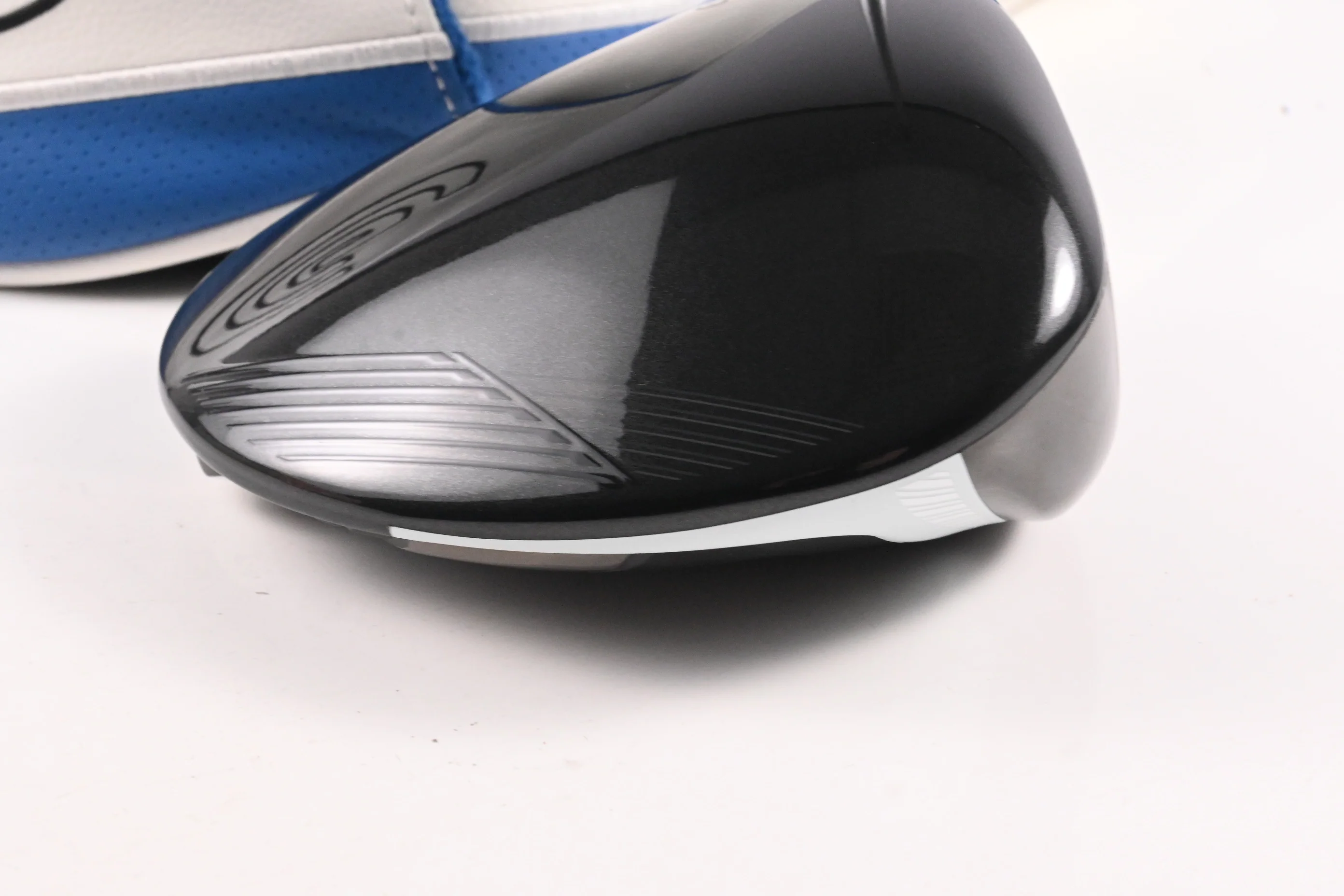 Ladies Cleveland Launcher XL 2 Draw Driver / 10.5 Degree / Ladies Flex Aldila - Image 3