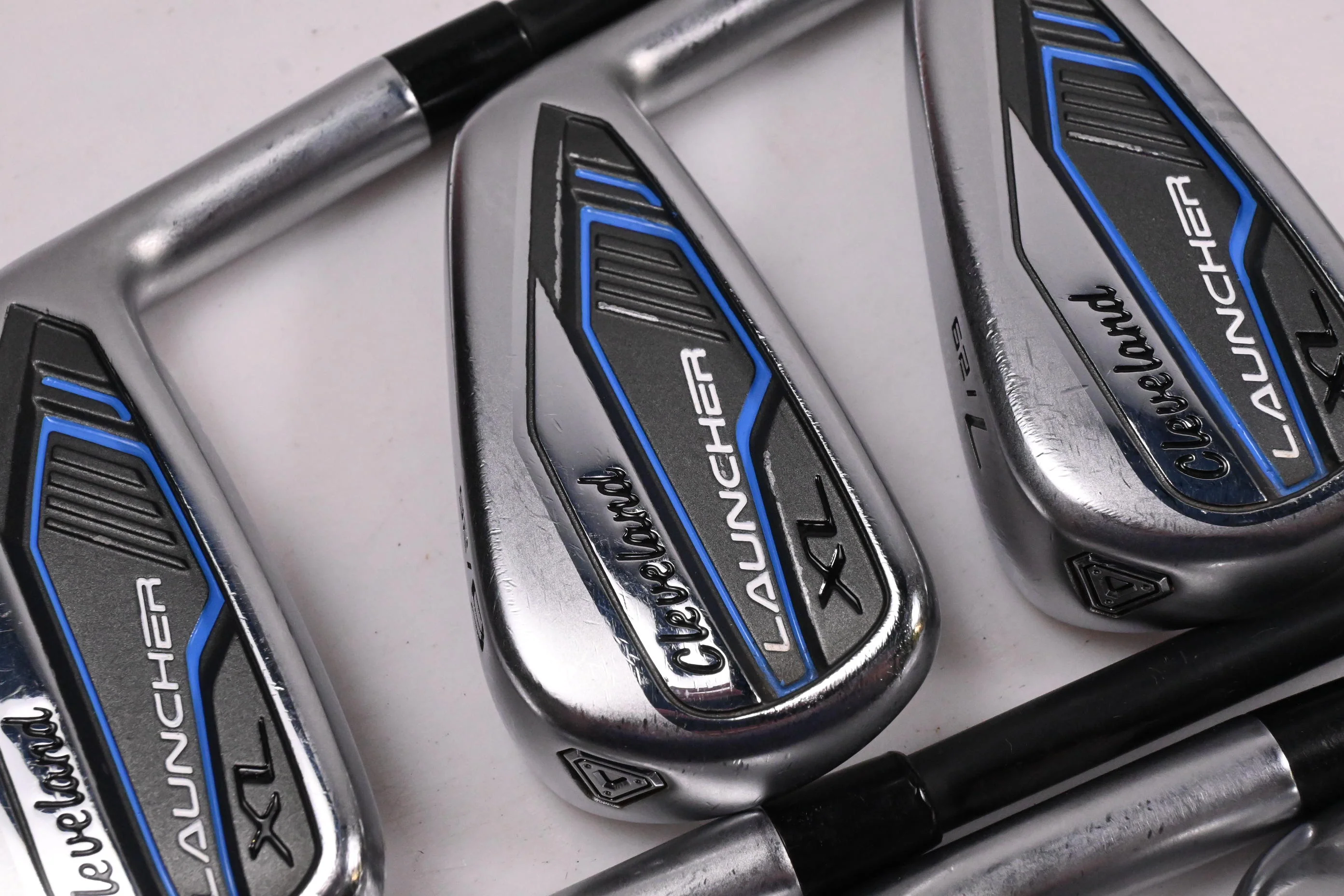 Cleveland Launcher XL Irons / 5-PW+GW / Regular Flex Catalyst 65 Shafts