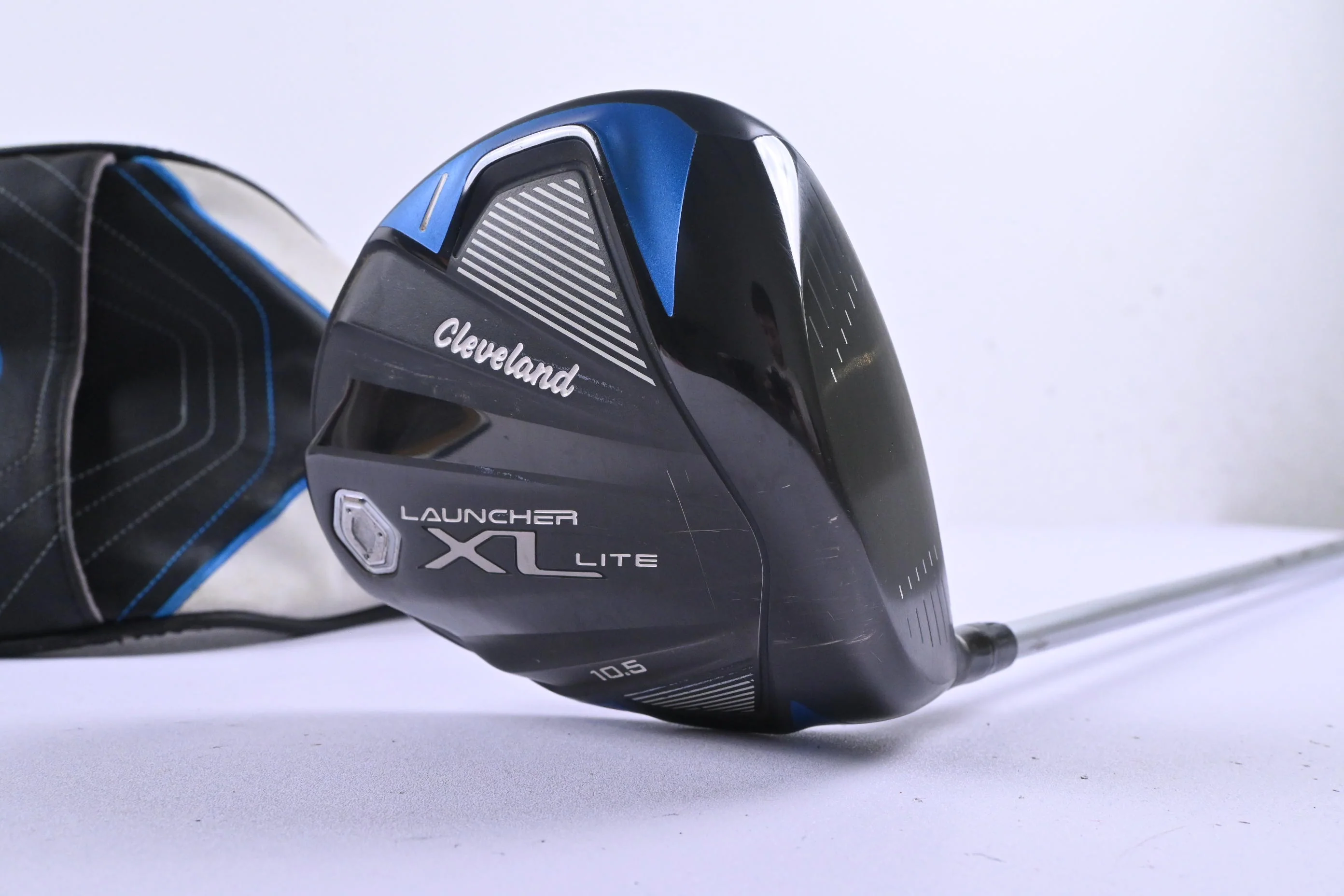 Cleveland Launcher XL Lite Driver / 10.5 Degree / Regular Flex Aldila Ascent 40