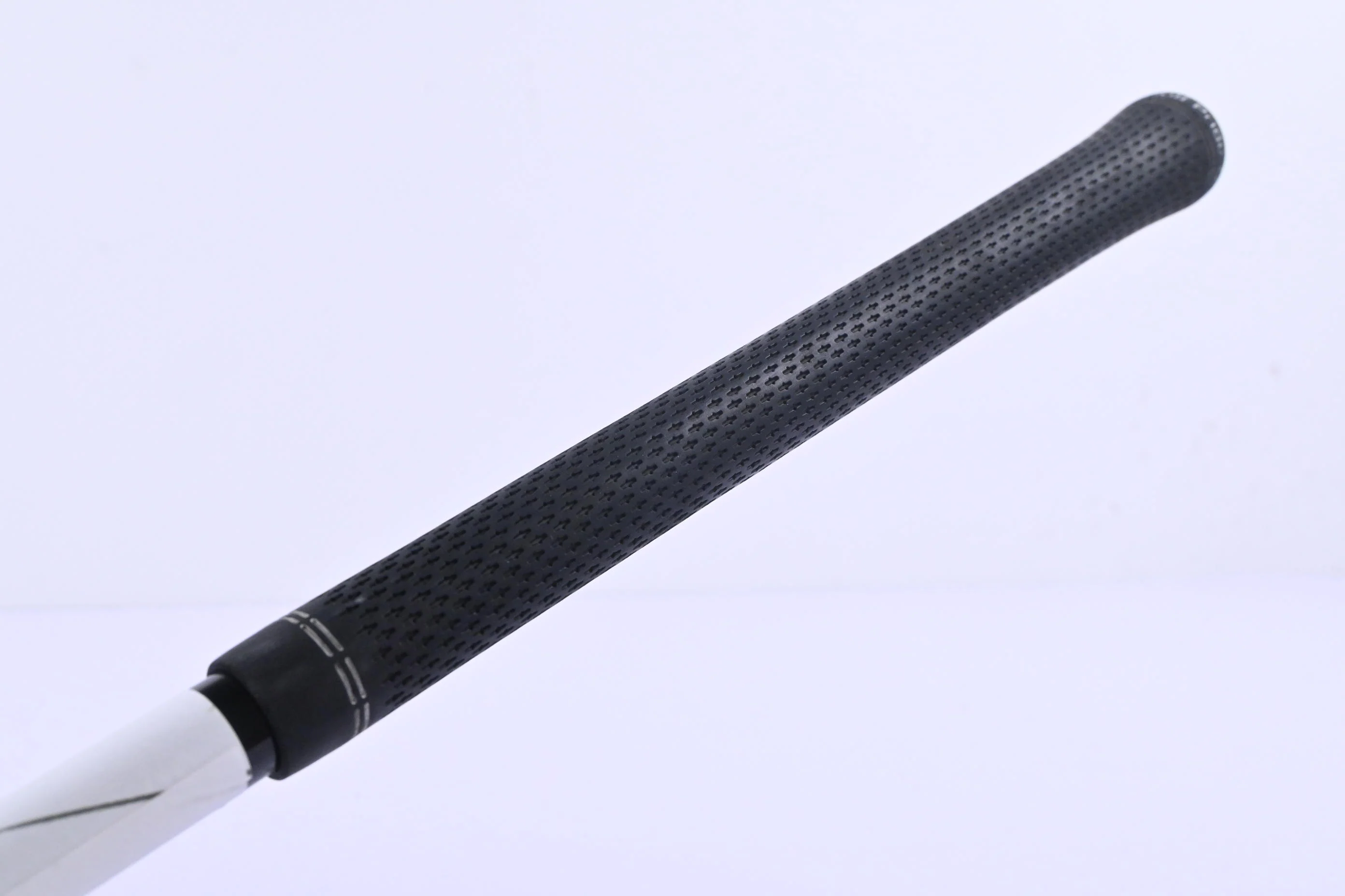 Cleveland Launcher XL Lite Driver / 10.5 Degree / Regular Flex Aldila Ascent 40 - Image 8