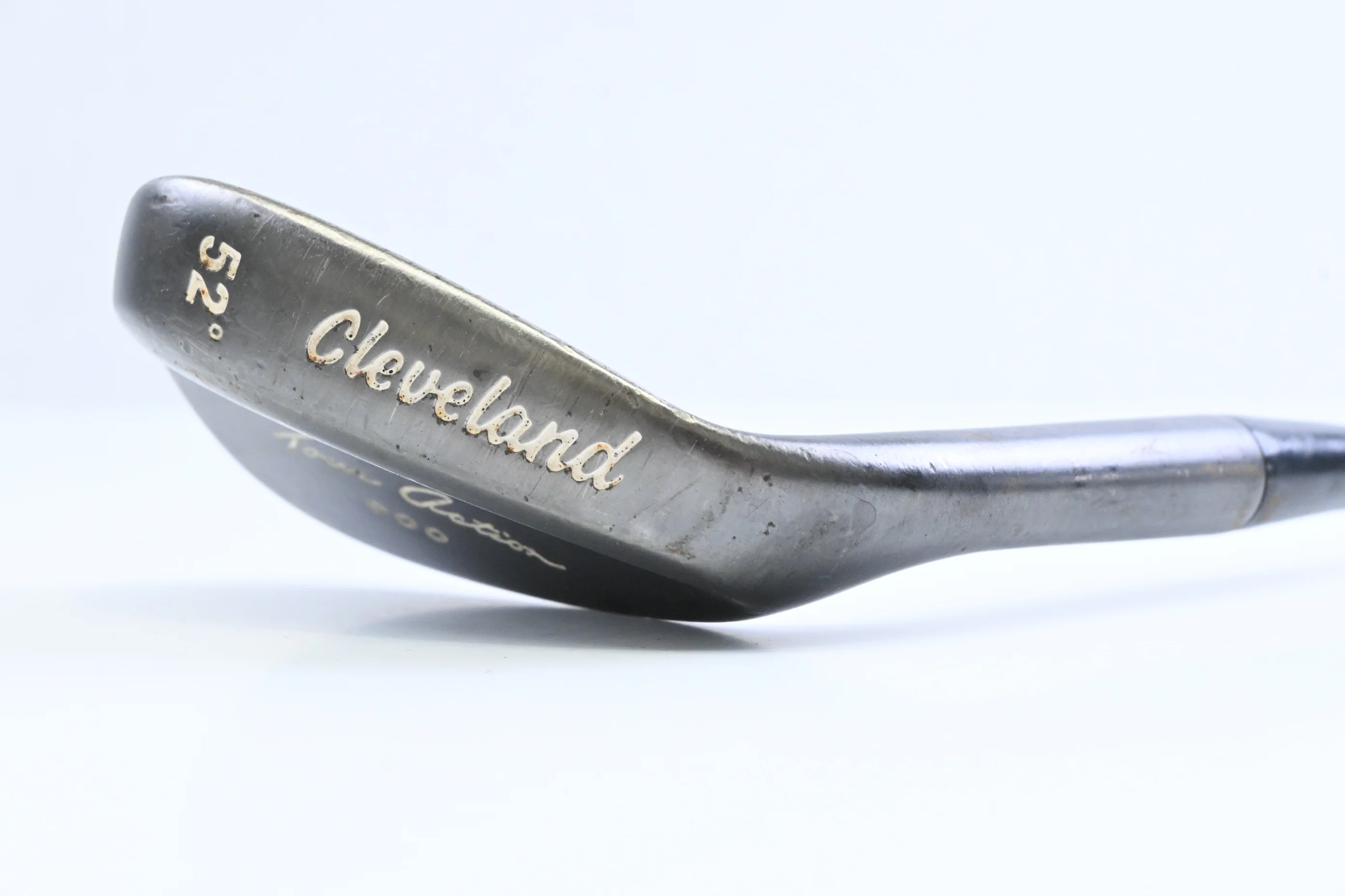 Cleveland Tour Action 900 Gap Wedge / 52 Degree / Wedge Flex Dynamic Gold Shaft - Image 3