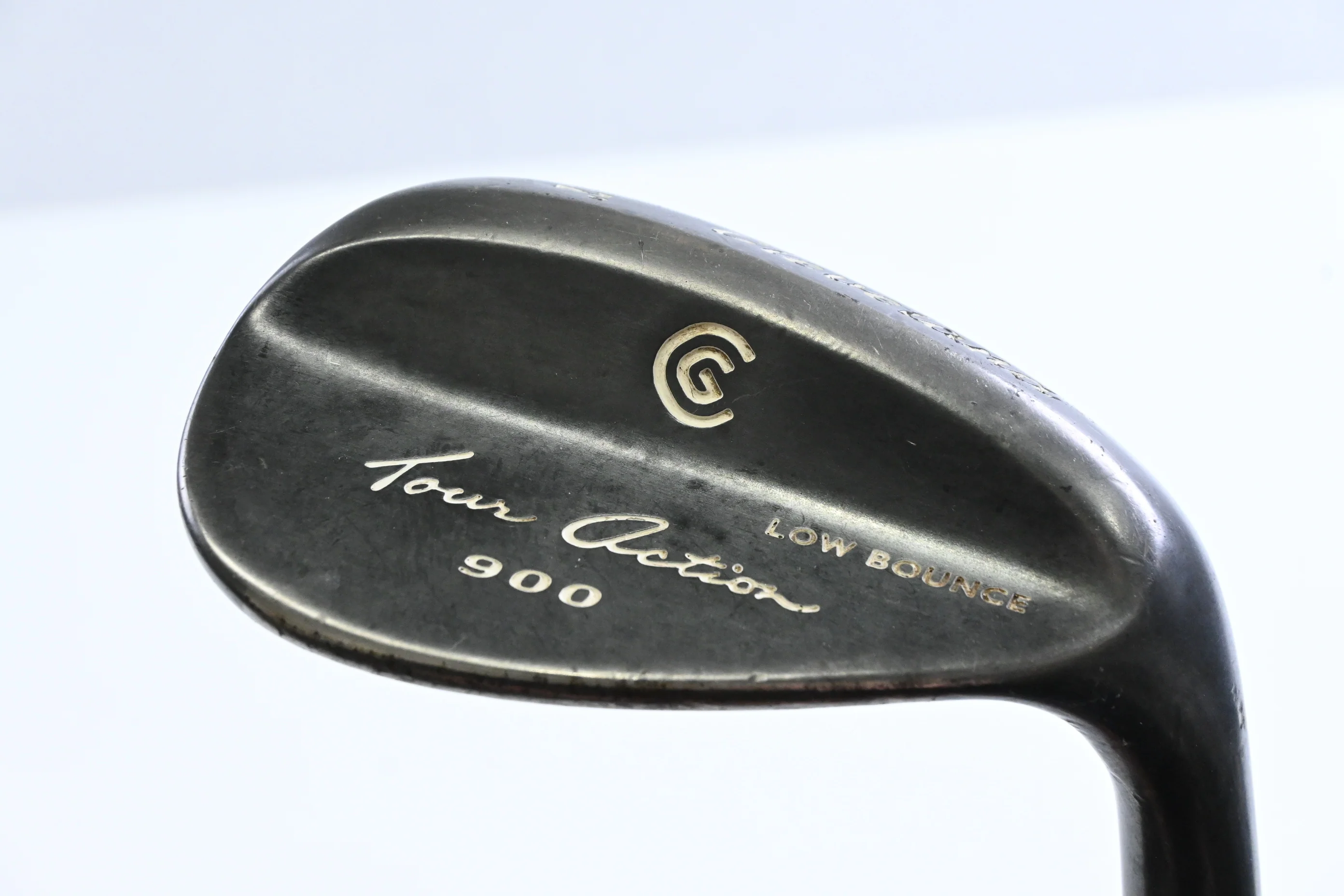 Cleveland Tour Action 900 Gap Wedge / 52 Degree / Wedge Flex Dynamic Gold Shaft