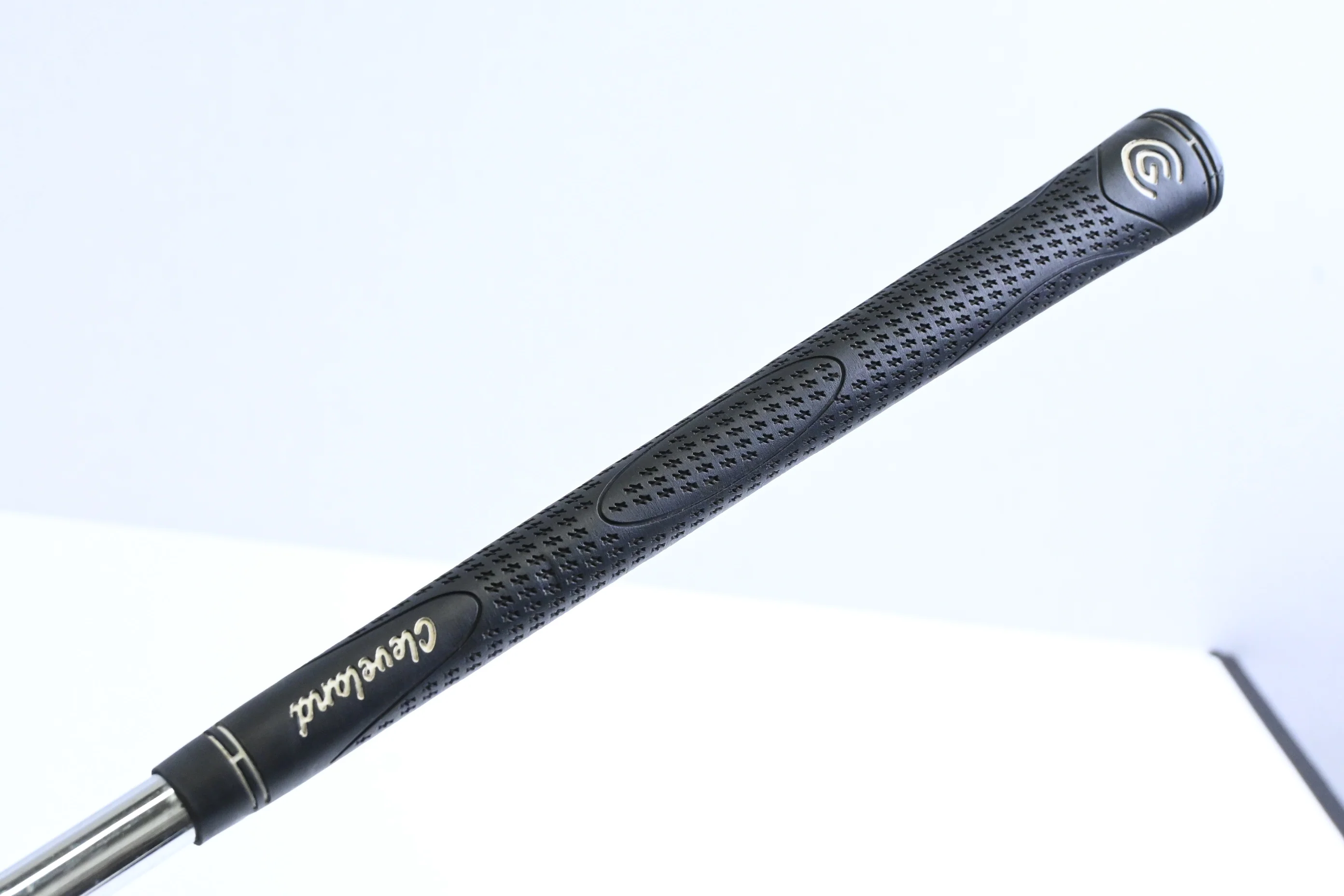Cleveland Tour Action 900 Gap Wedge / 52 Degree / Wedge Flex Dynamic Gold Shaft - Image 6