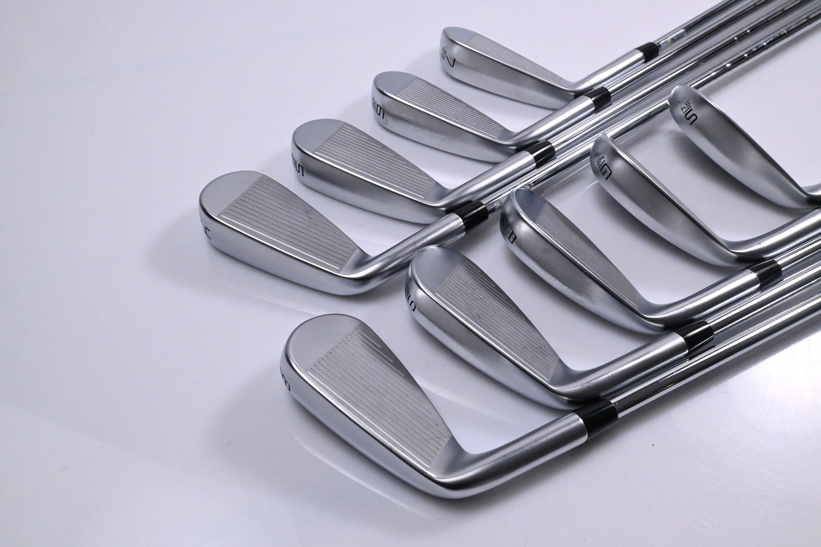 Cleveland Zipcore XL Irons / 4-PW+GW+SW / Regular Flex KBS Tour Lite Shafts - Image 4