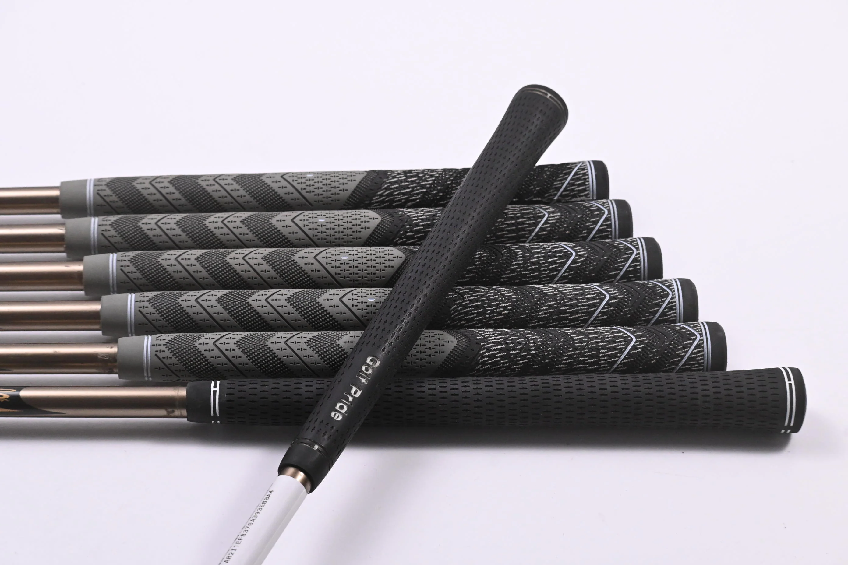 Cobra 3400 I/XH Irons / 5-PW+SW / Lite Flex Graphite Design YS-5.1 55 Shafts - Image 7