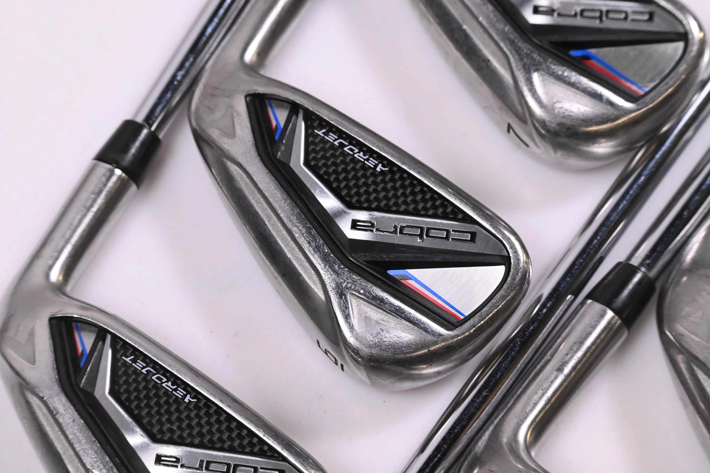 Cobra Aerojet Irons / 5-PW+GW / Regular Flex KBS Tour Lite Shafts