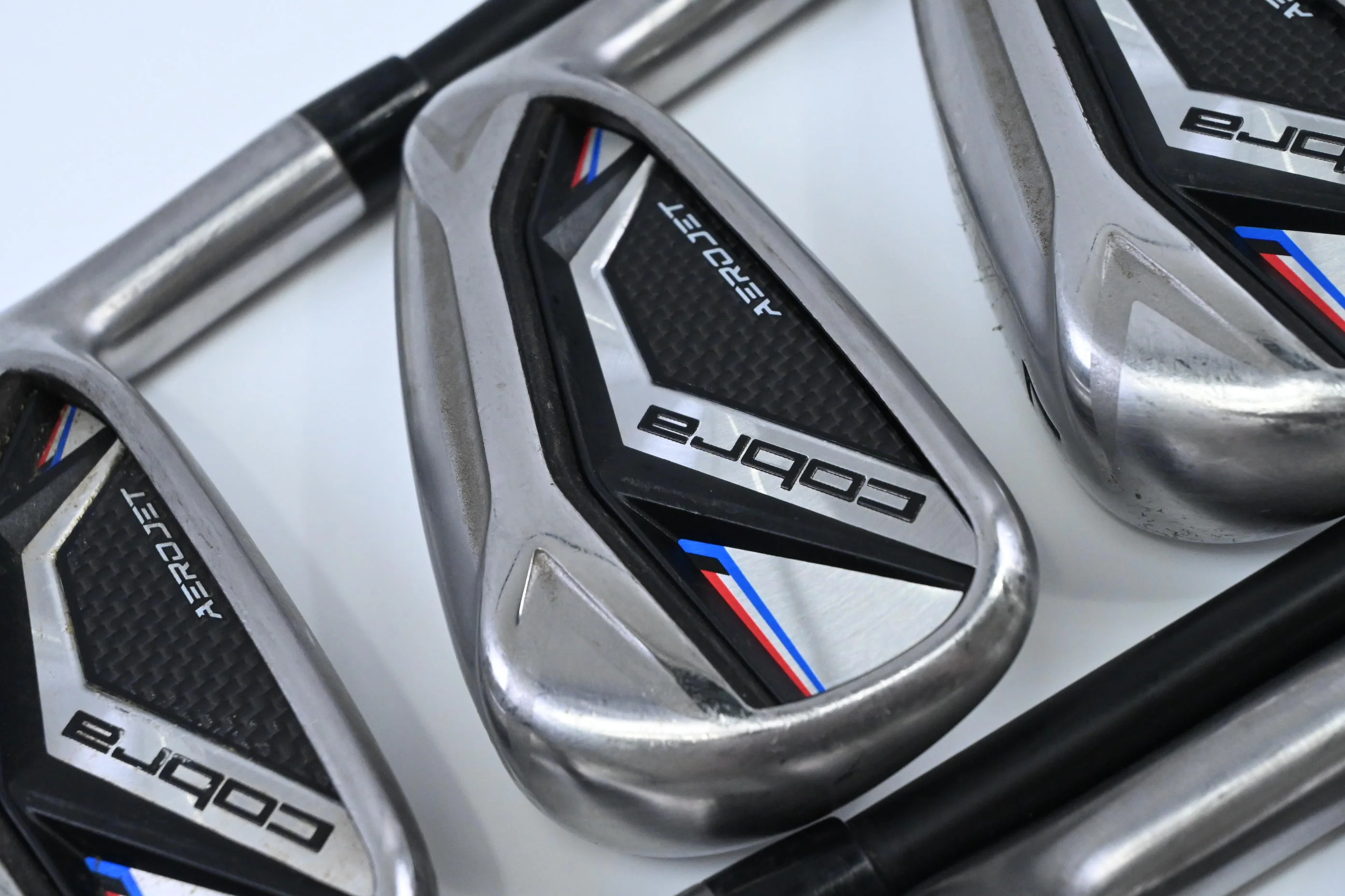 Cobra Aerojet Irons / 5-PW / Regular Flex KBS PGI 75 Shafts