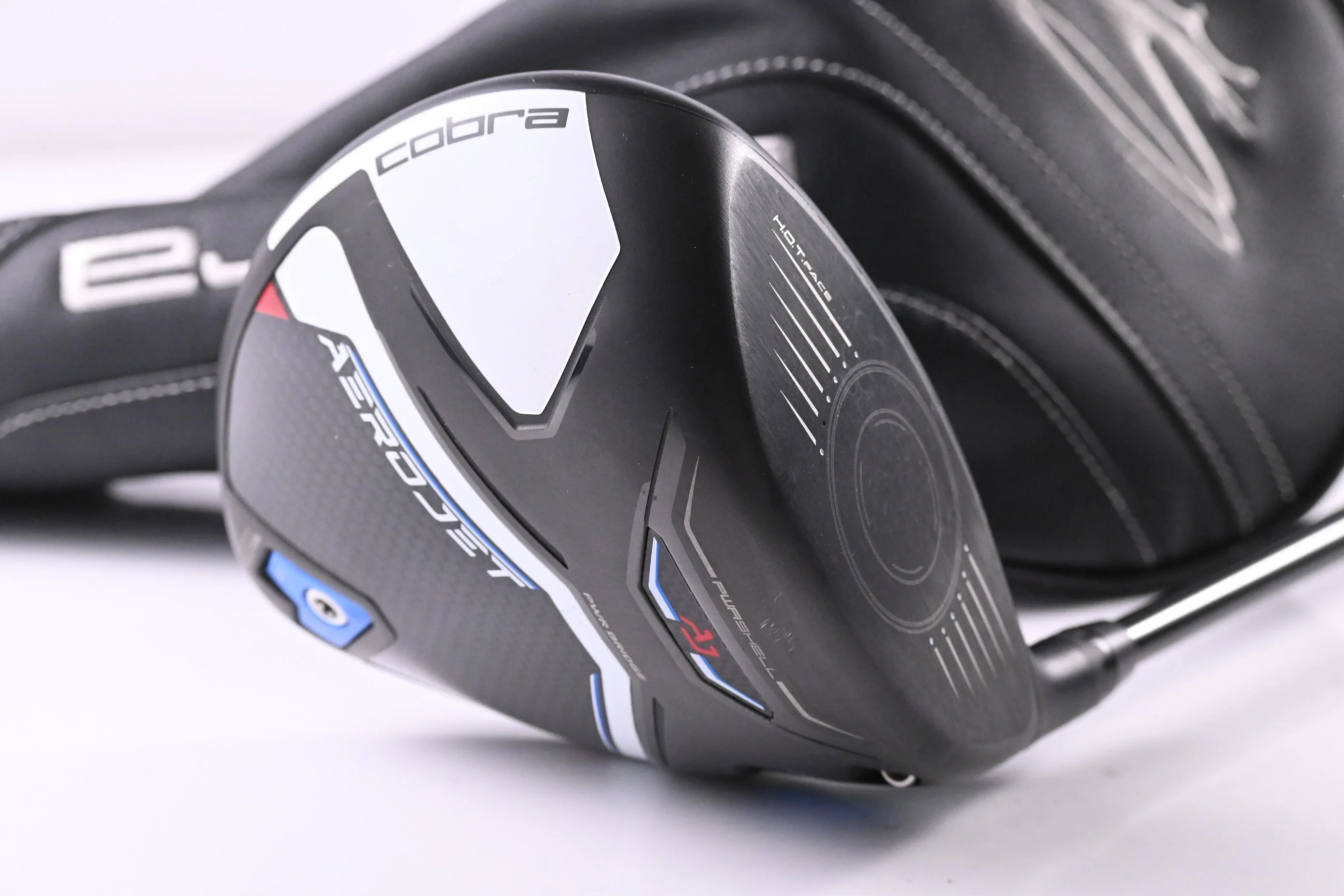 Cobra Aerojet Max Driver / 10.5 Degree / X-Flex Kai'Li White 70 Shaft