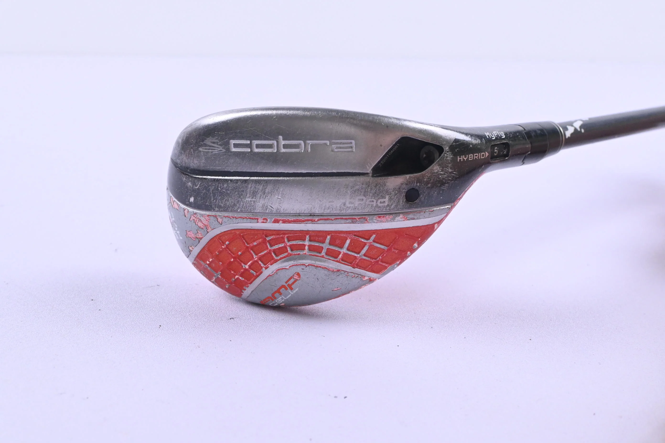 Cobra AMP Cell #3-4 Hybrid / 19-22 Degree / Regular Flex AMP Cell 55 Shaft - Image 2