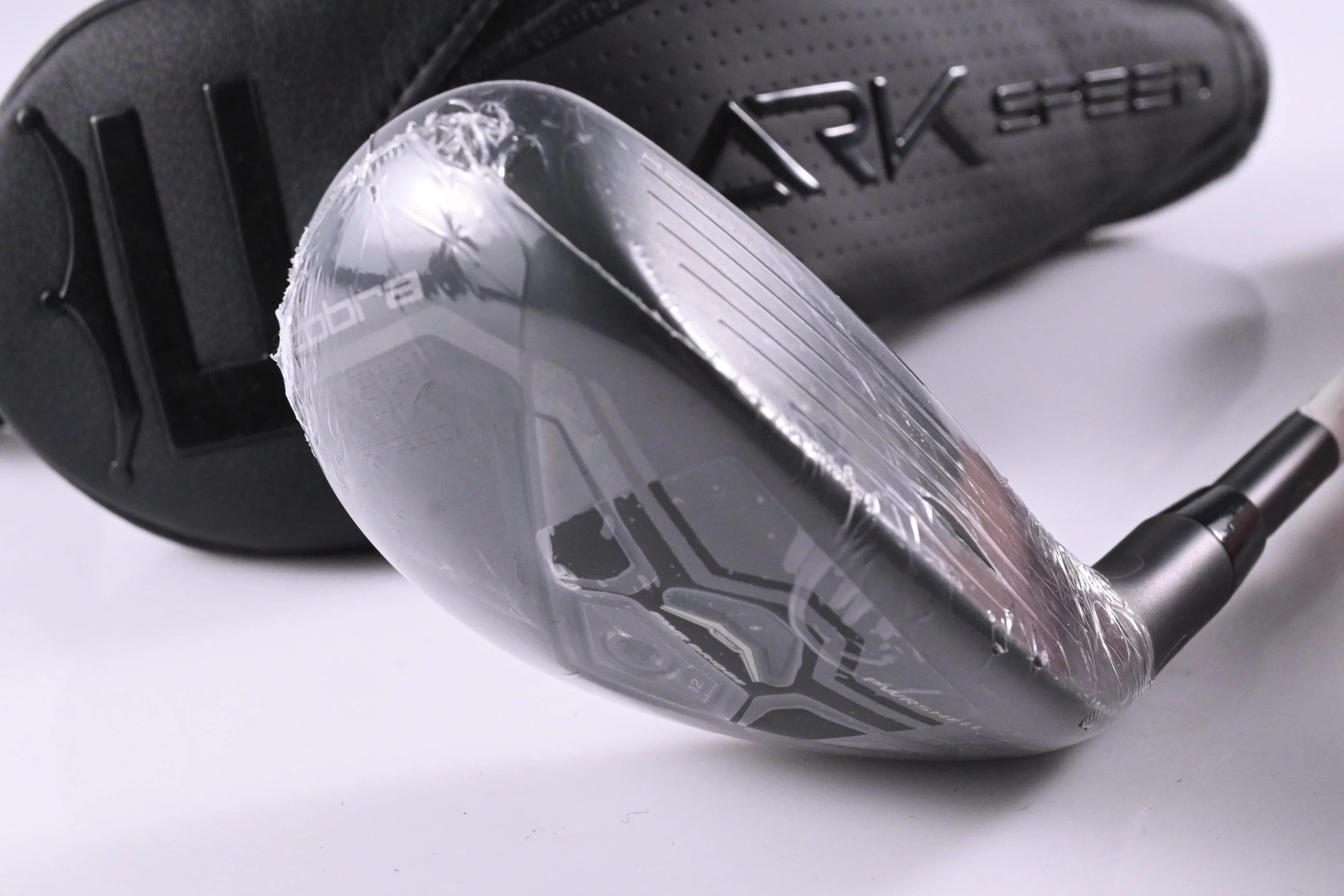 Cobra Darkspeed #4 Hybrid / 21 Degree / Regular Flex KBS PGI 75 Shaft