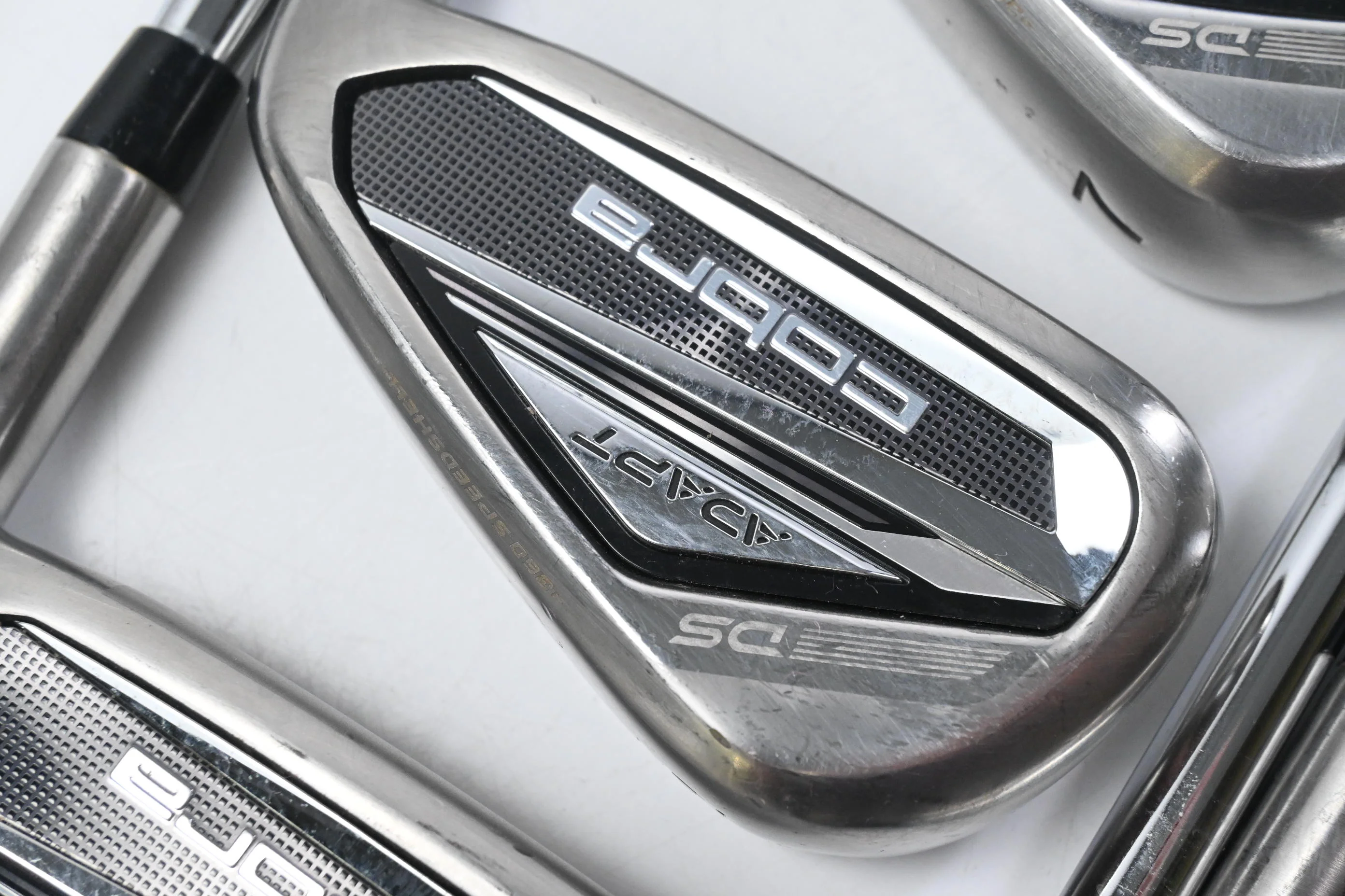 Cobra DS-Adapt Irons / 5-PW+GW / Stiff Flex KBS Tour Lite Shafts