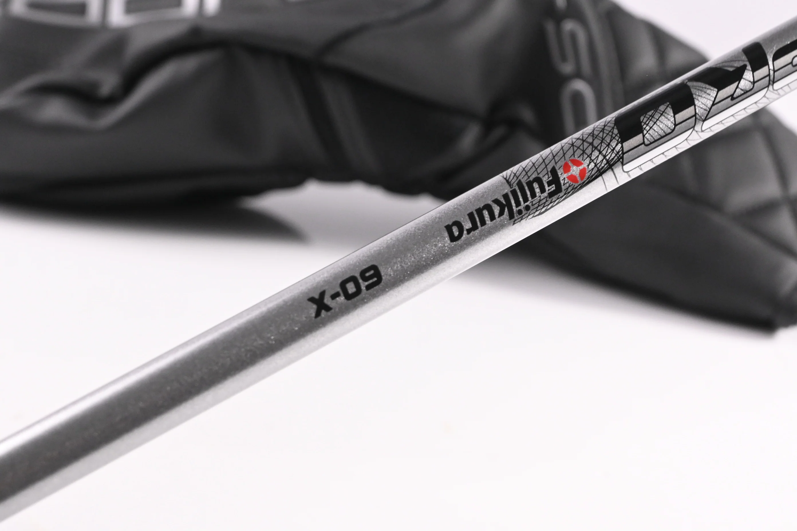 Cobra DS-Adapt LS Driver / 9 Degree / X-Flex Fujikura Pro 60 Shaft - Image 6