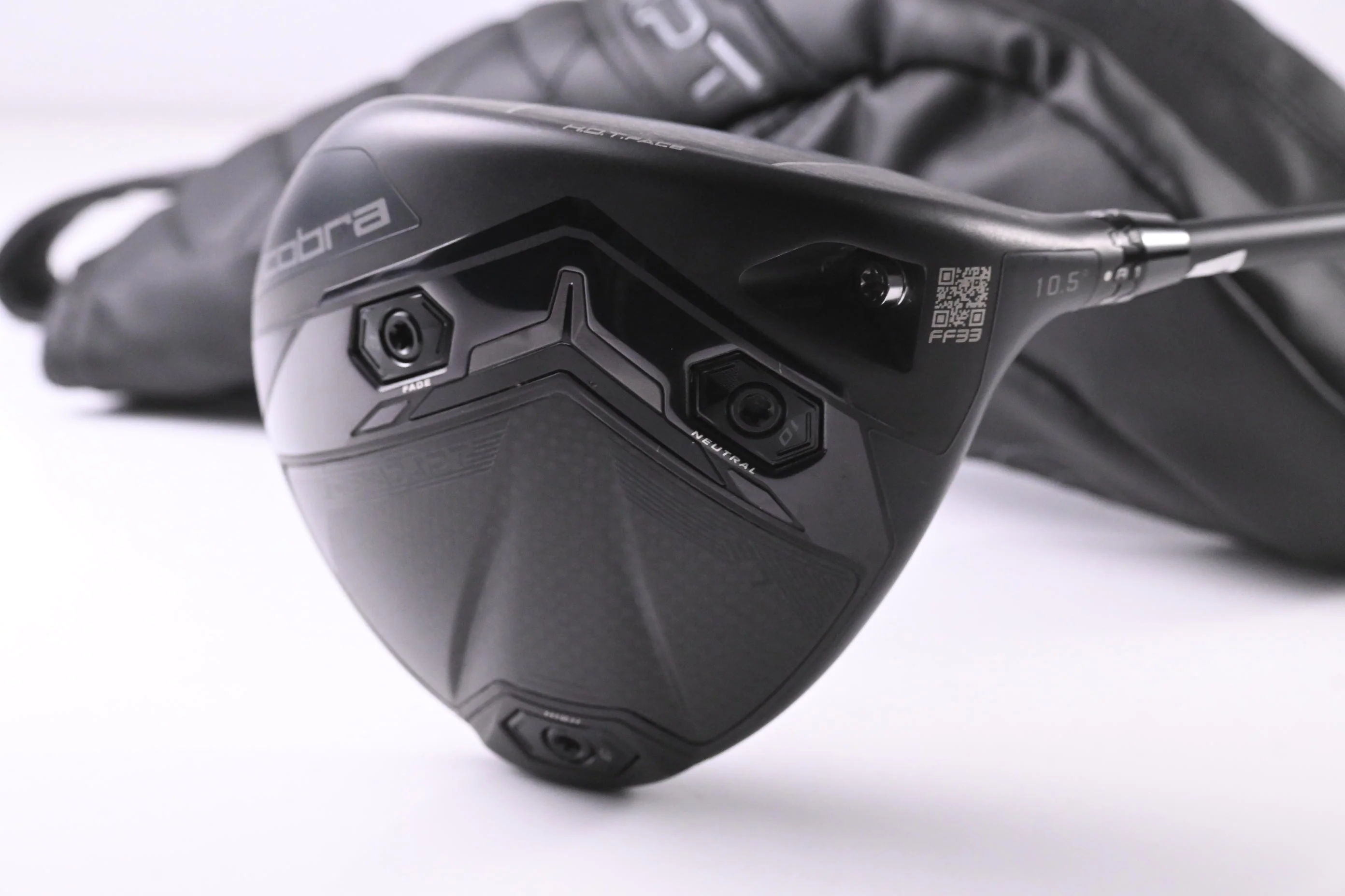 Cobra DS-Adapt LS Driver / 10.5 Degree / Regular Flex Vanquish 4 Shaft - Image 2
