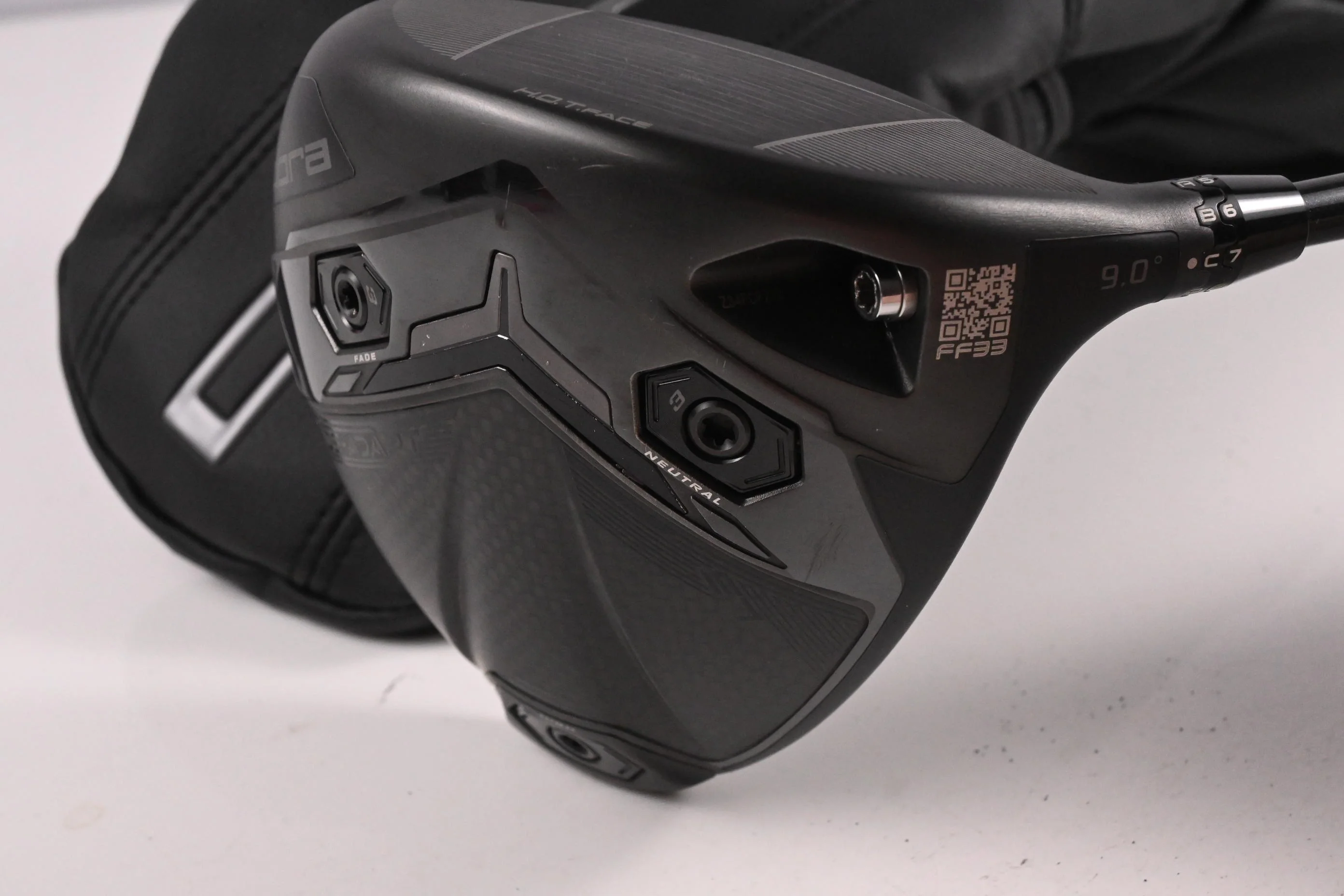 Cobra DS-Adapt LS Driver / 9 Degree / Stiff Flex Denali Black 60 Shaft - Image 2