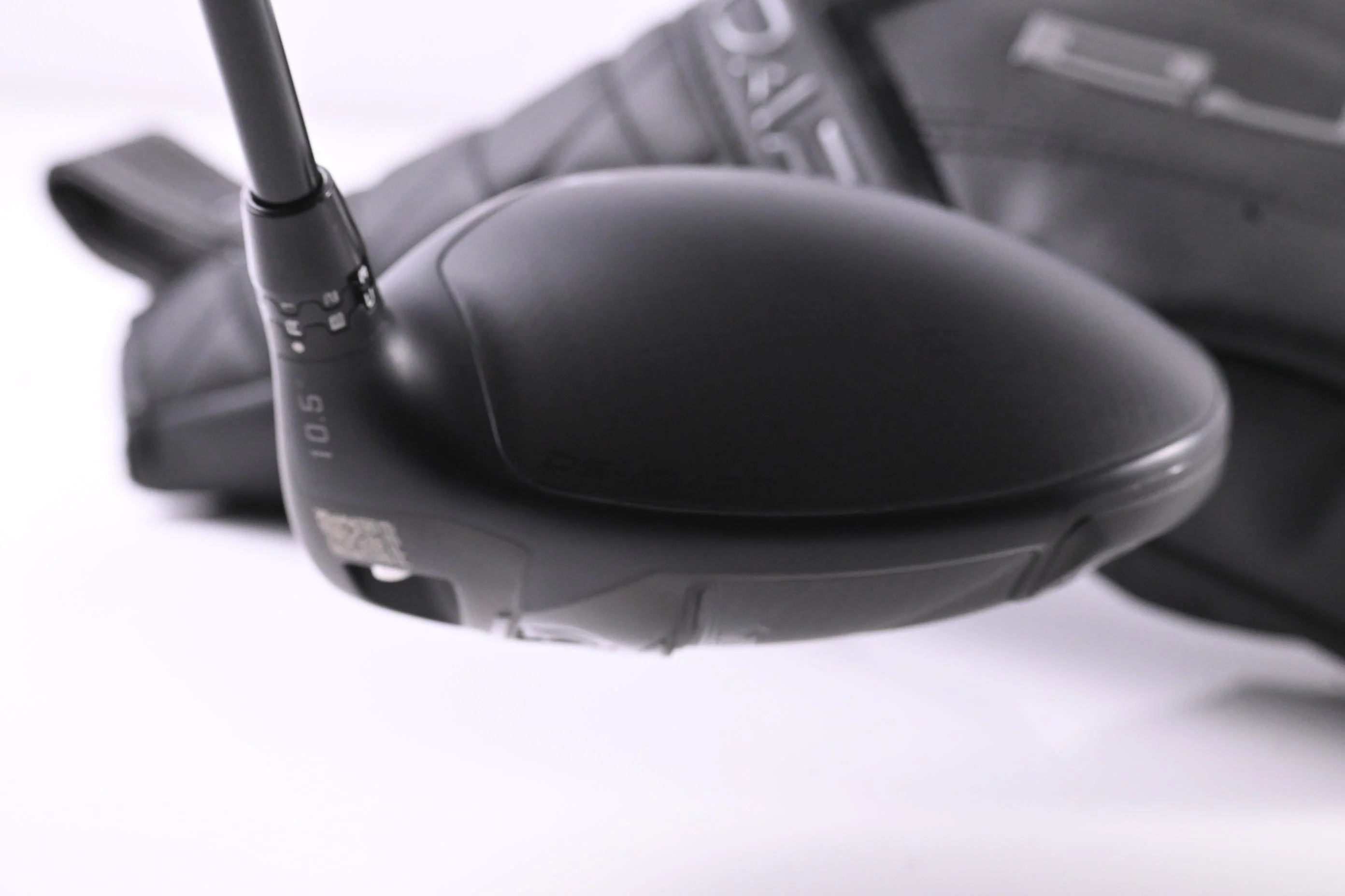 Cobra DS-Adapt LS Driver / 10.5 Degree / X-Flex Project X Denali Black 60 Shaft - Image 5