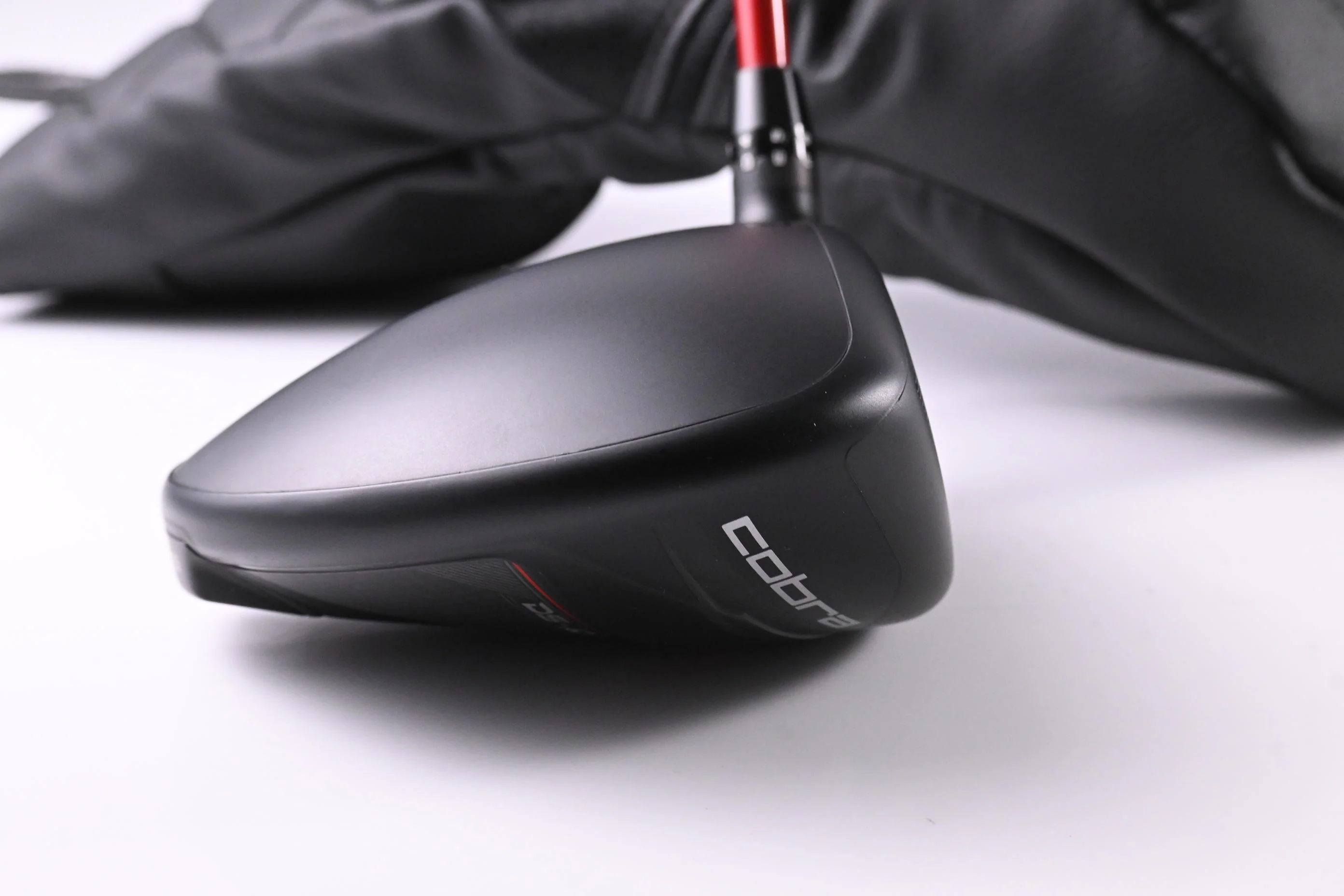 Cobra DS-Adapt MAX-D Driver / 10.5 Degree / Regular Flex Denali Red 50 Shaft - Image 3