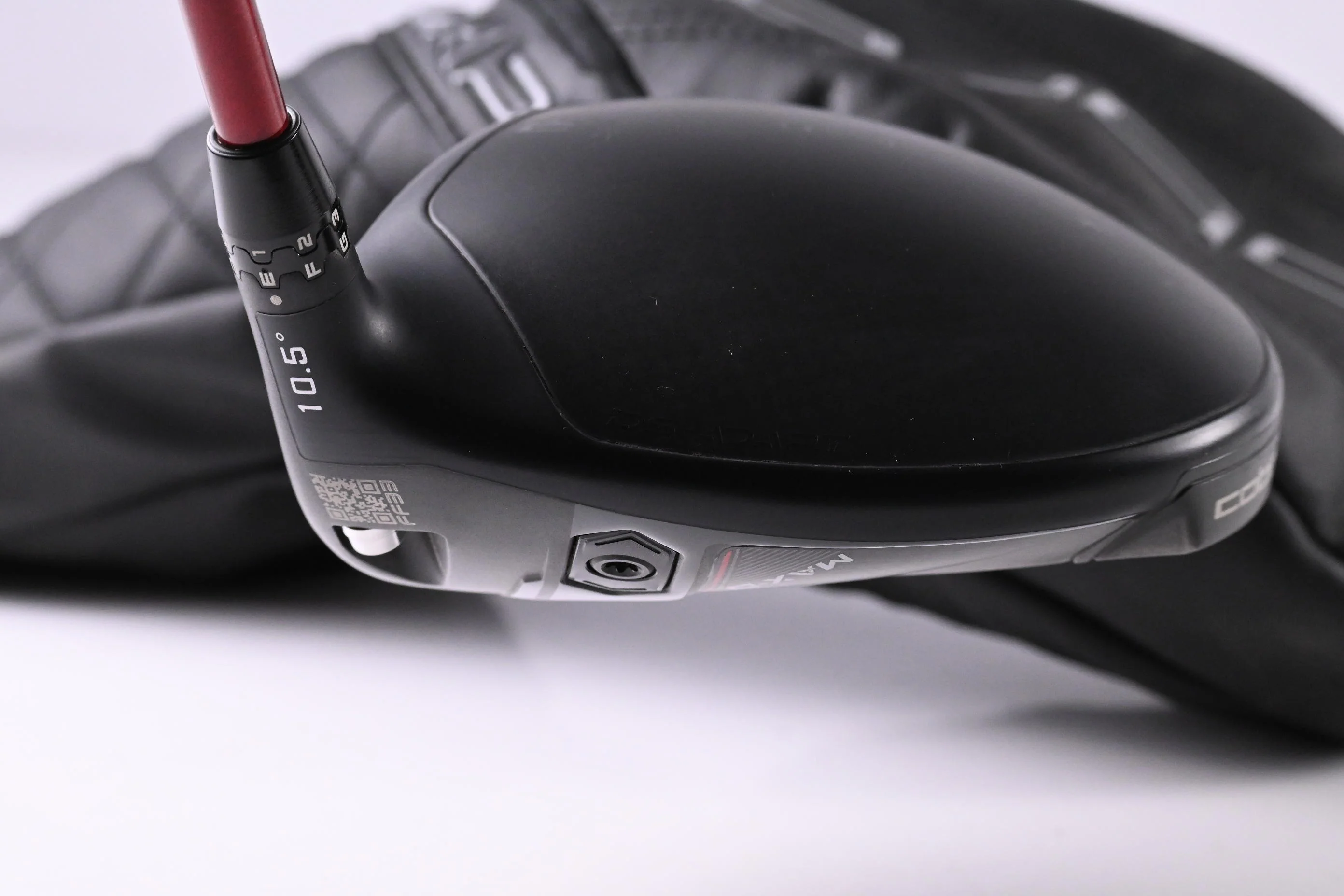 Cobra DS-Adapt MAX-D Driver / 10.5 Degree / Regular Flex Denali Red 50 Shaft - Image 5
